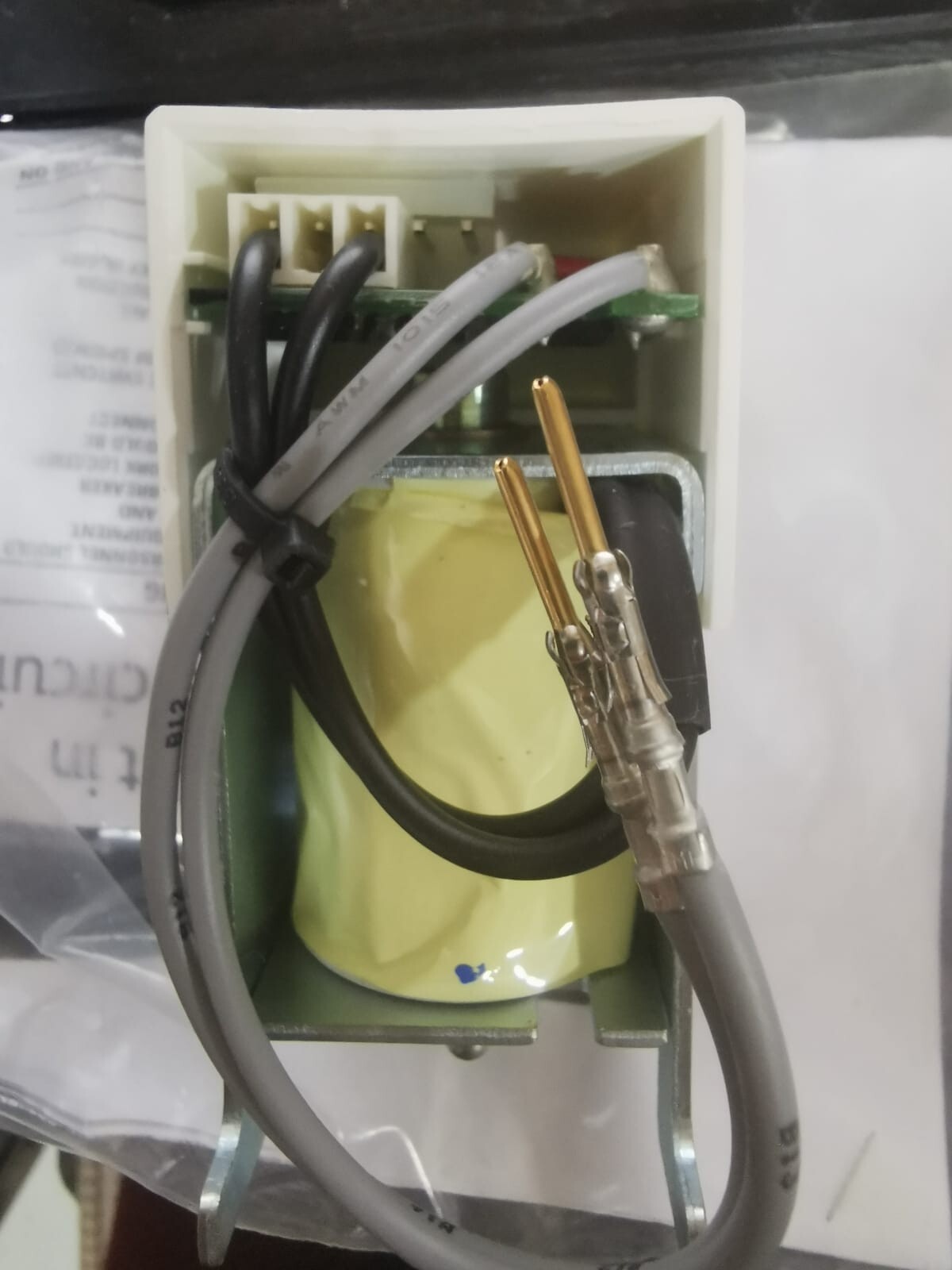 Eaton REL-208 EATON CUTLER HAMMER Spring Rel 208/240 VAC 220/250 VDC / 2C12790G49 2