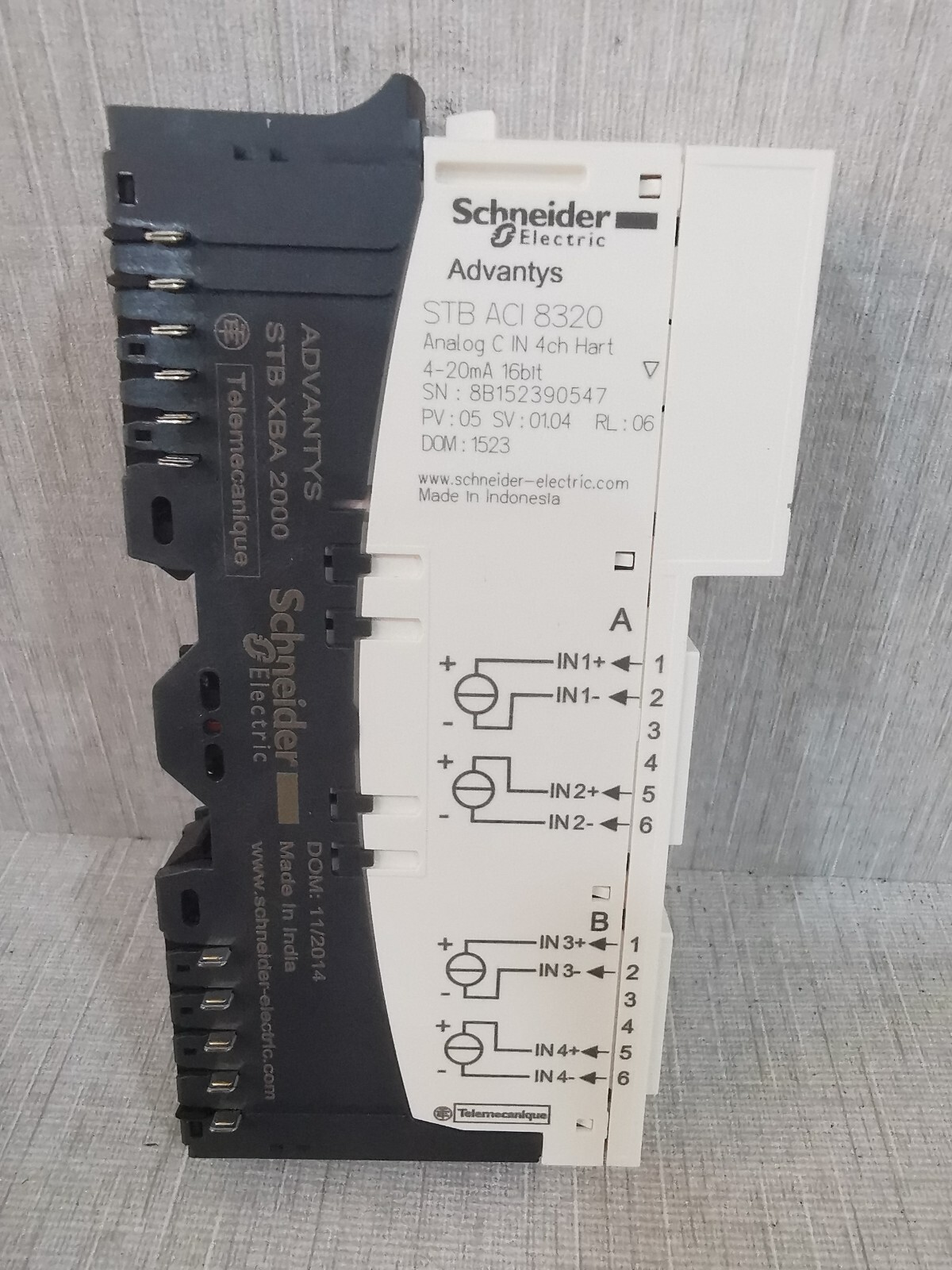 Schneider Electric STBACI8320K Schneider Electric STBACI8320K Standard Analog 2