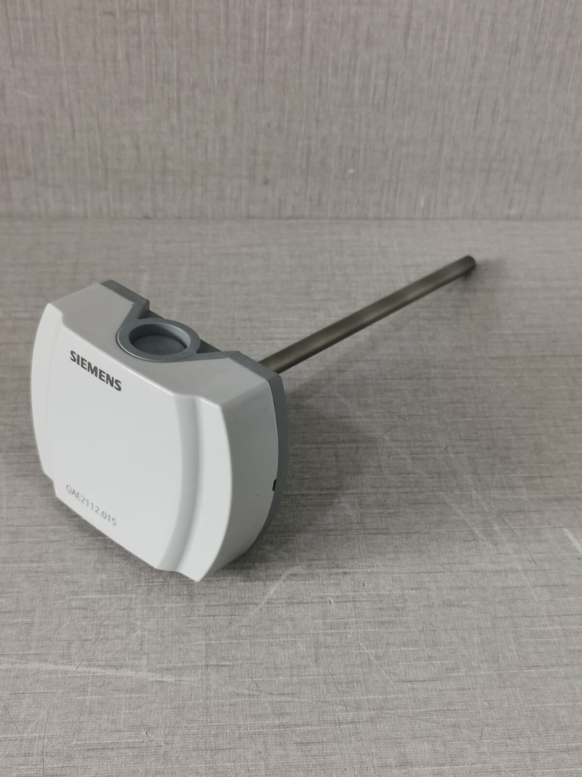 Siemens QAE2112.015 SIEMENS QAE2112.015 Immersion Temperature Sensor 3