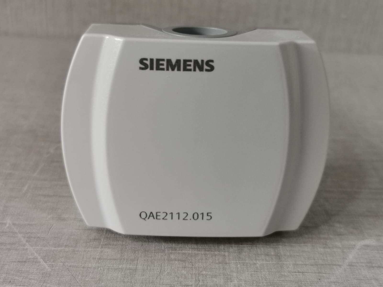 SIEMENS QAE2112.015 Immersion Temperature Sensor