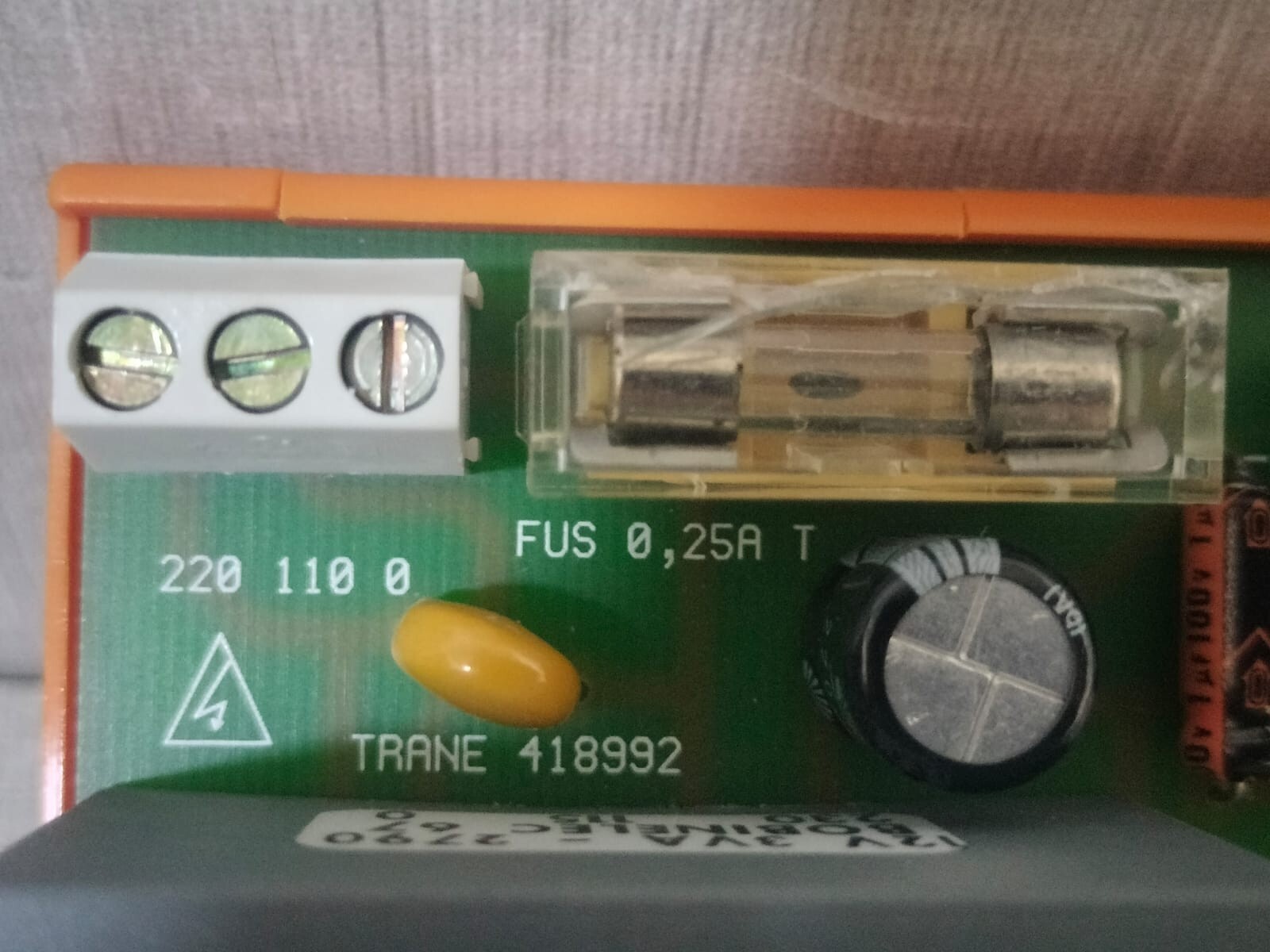 Trane TRANE-418992 TRANE 418992 PCB BOARD- W/O ORIG.BOX 2