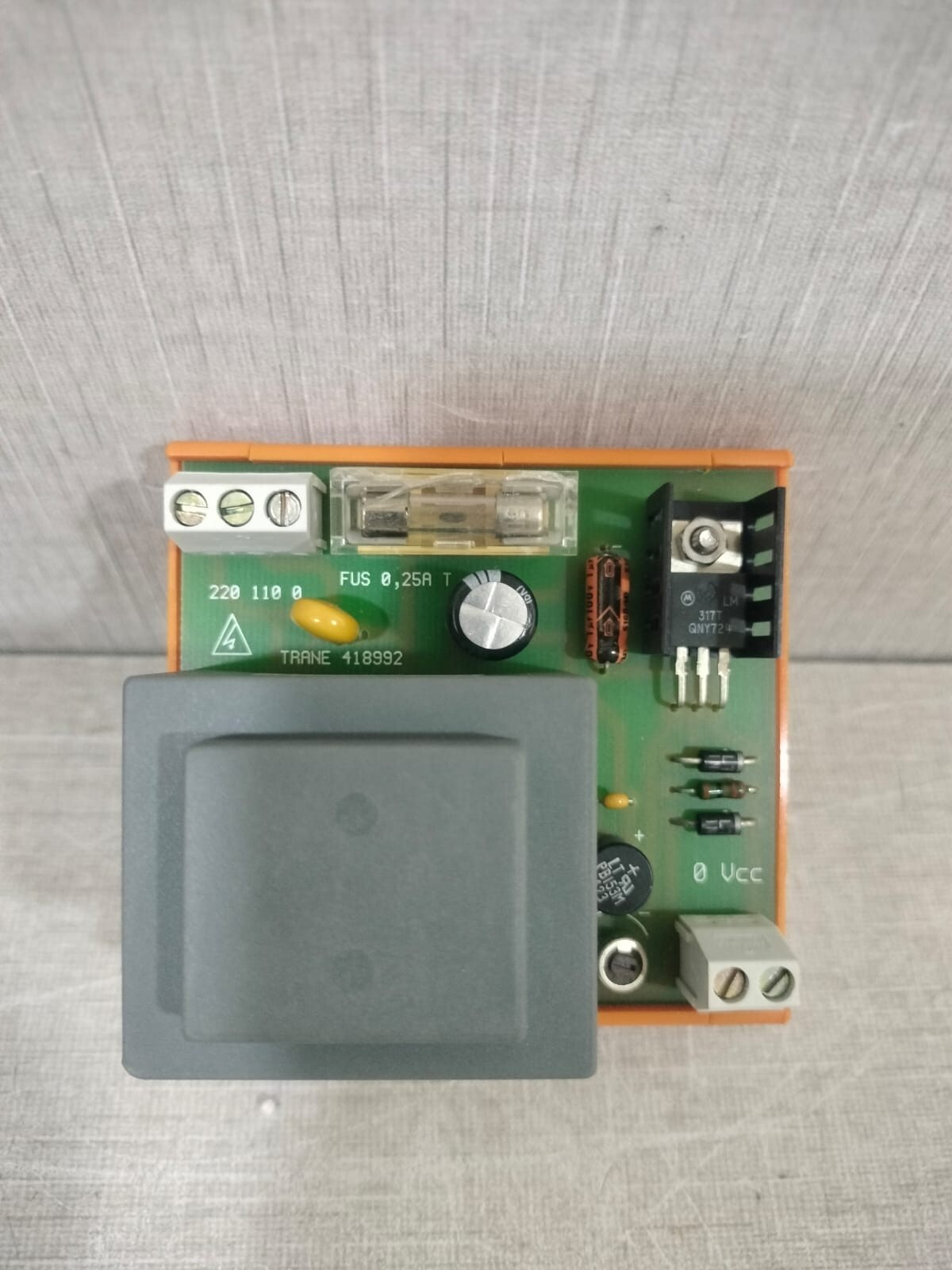 Trane TRANE-418992 TRANE 418992 PCB BOARD- W/O ORIG.BOX 3