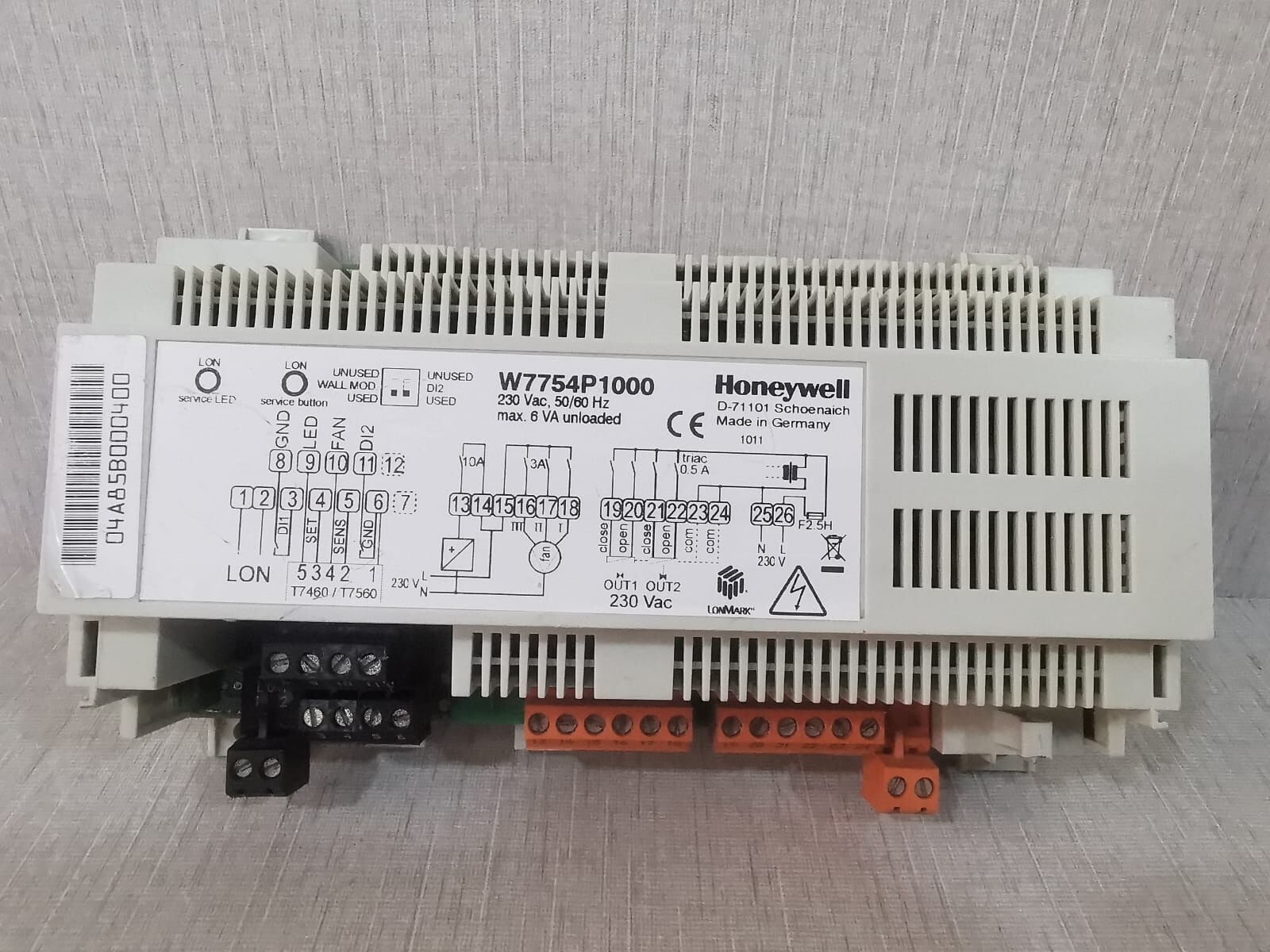 Honeywell W7754P1000 Compact Controller