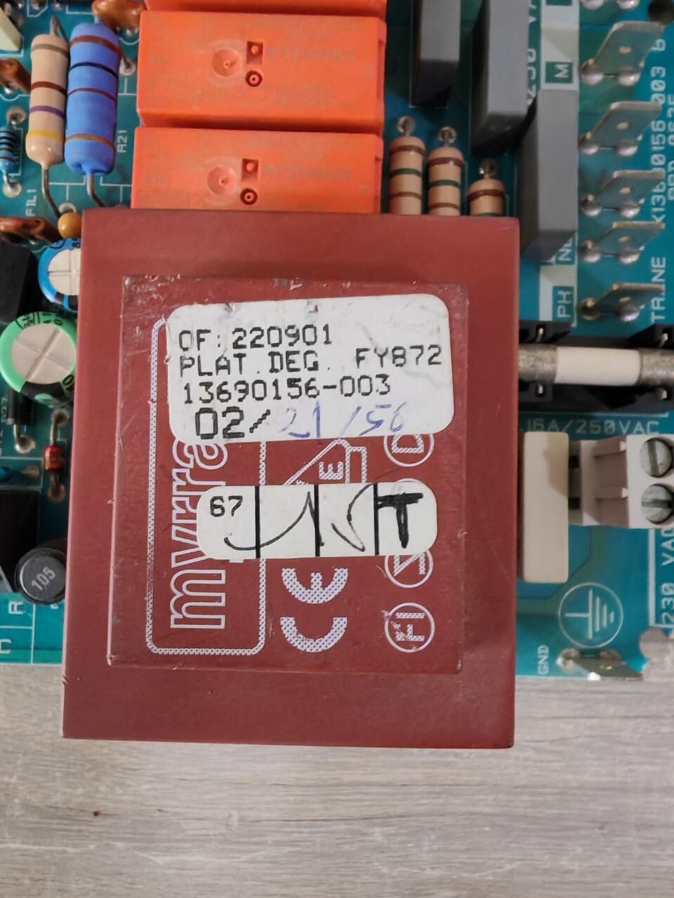 Trane X13690156-003  B  BRD-062E TRANE X13690156-003 B BRD-062E PCB BOARD 230 VAC 5
