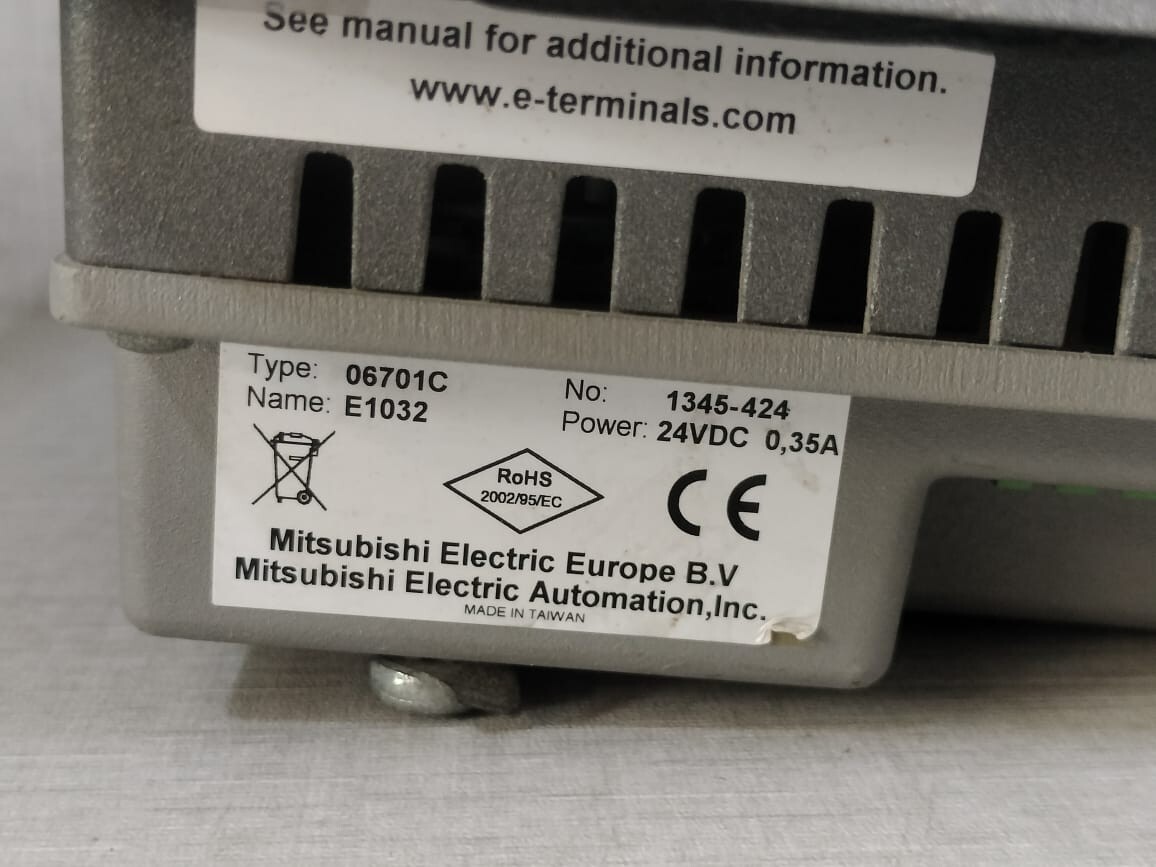 Mitsubishi Electric E1032 / 169297 MITSUBISHI E1032 / 169297 PIXELS MONOCHROME FSTN DISPLAY 9