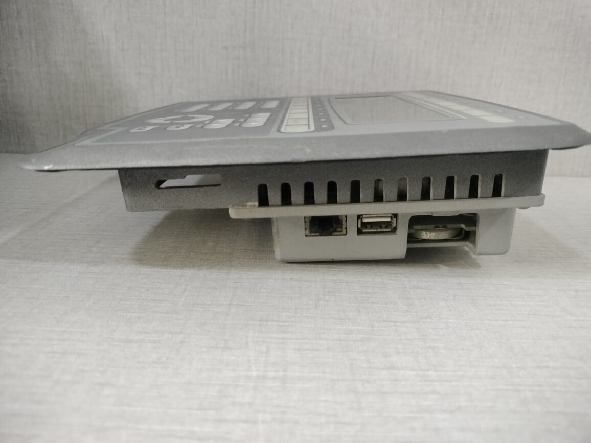 Mitsubishi Electric E1032 / 169297 MITSUBISHI E1032 / 169297 PIXELS MONOCHROME FSTN DISPLAY 10