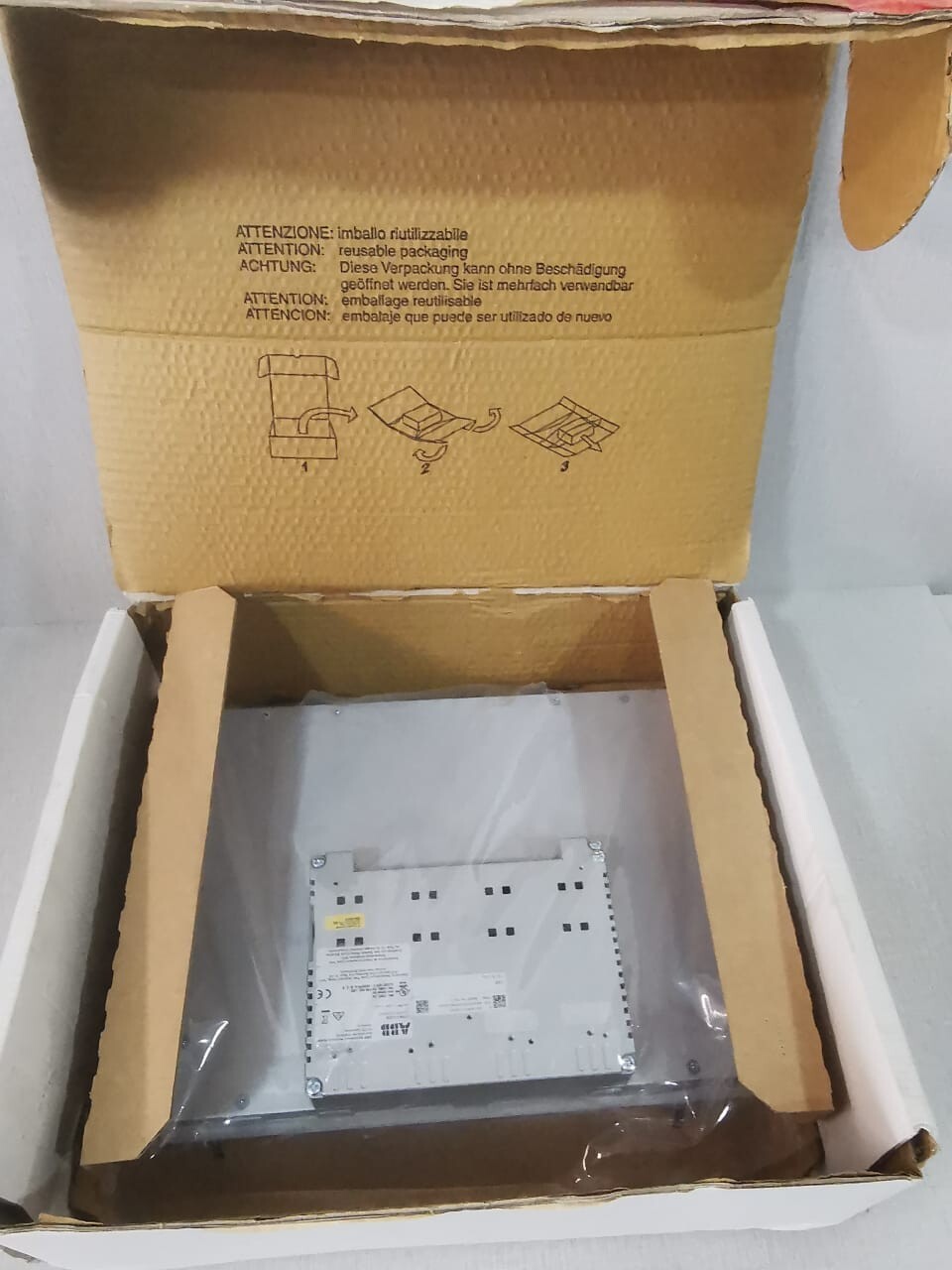 ABB 1SAP561200R0001 ABB CP661-WEB CONTROL PANEL DISPLAY 1SAP561200R0001 6