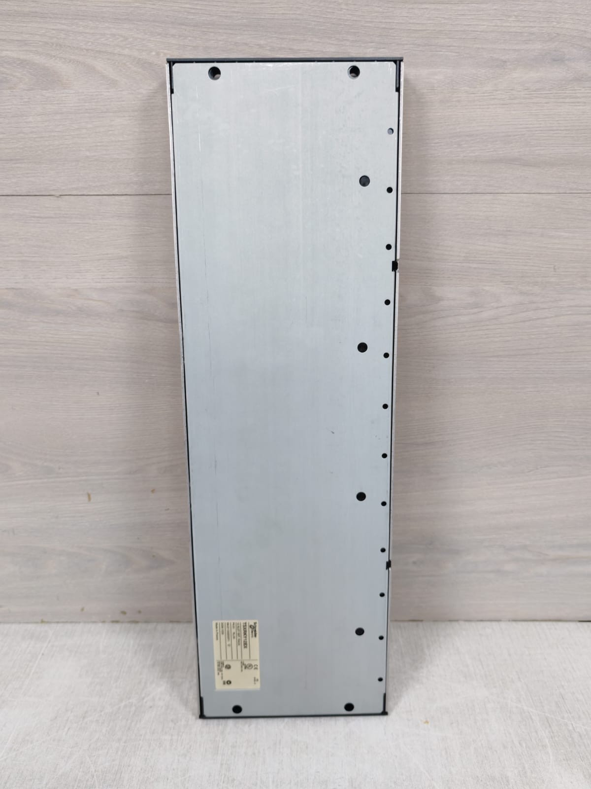 Schneider Electric TSXRKY12EX SCHNEIDER ELECTRIC TSXRKY12EX 12 SLOT EXTENSION RACK 10