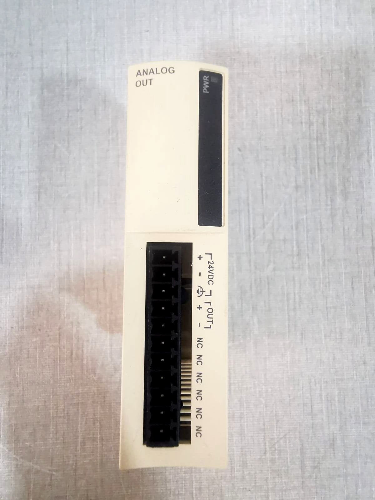 Schneider Electric Twido TWDAMO1HT Analog Expansion Module