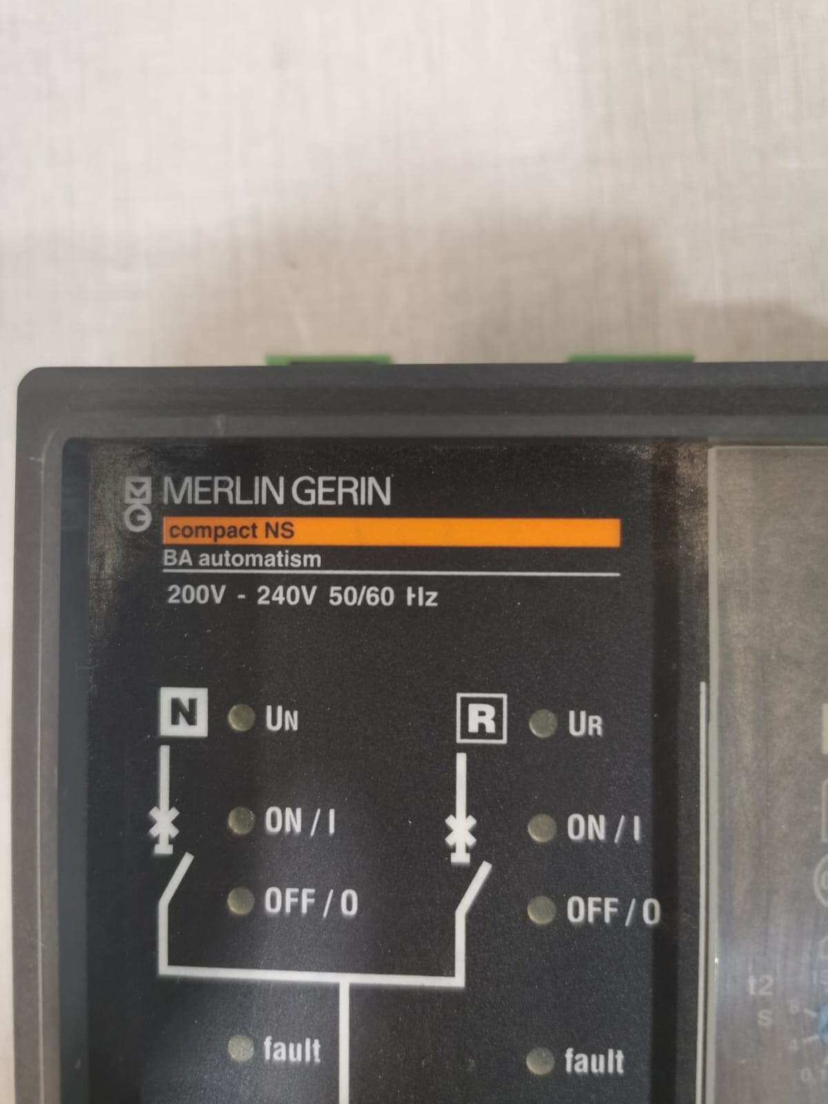 Merlin Gerin Compact NS BA Automatism MERLIN GERIN Compact NS BA Automatism 200V-240V 50/60 Hz 2