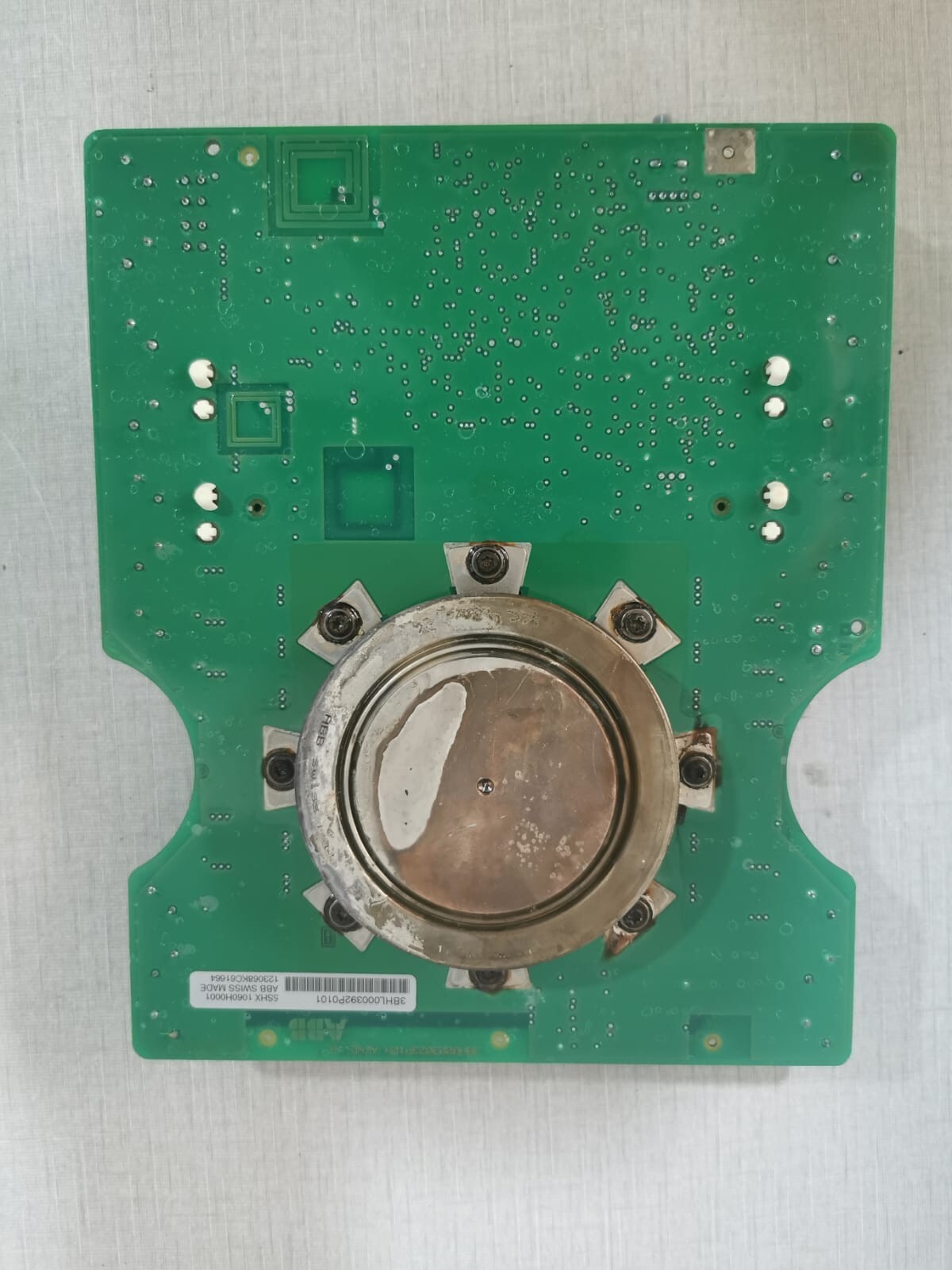 ABB 5SXE 05-0152 ABB 3BHB003230R0101 5SXE 05-0152 Drive Board 9
