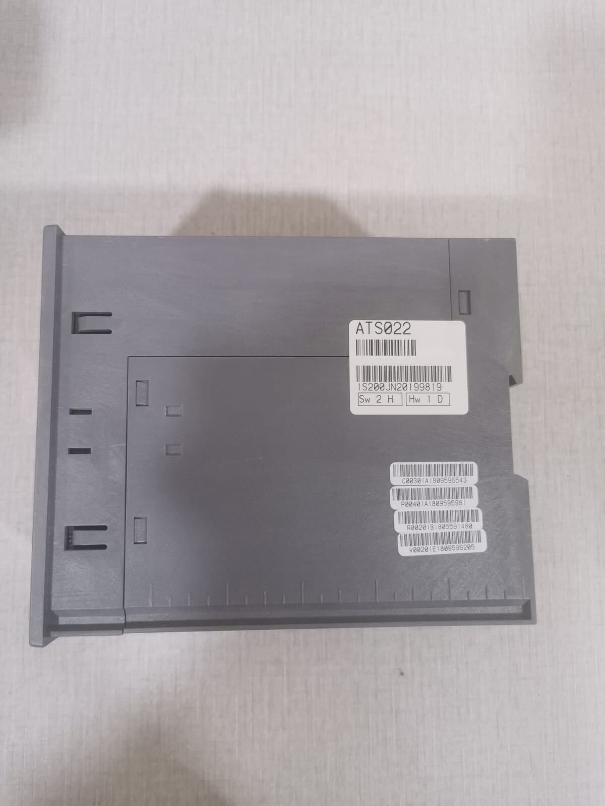 ABB ATS022 ABB ATS022 Dual power supply automatic switching controller 4