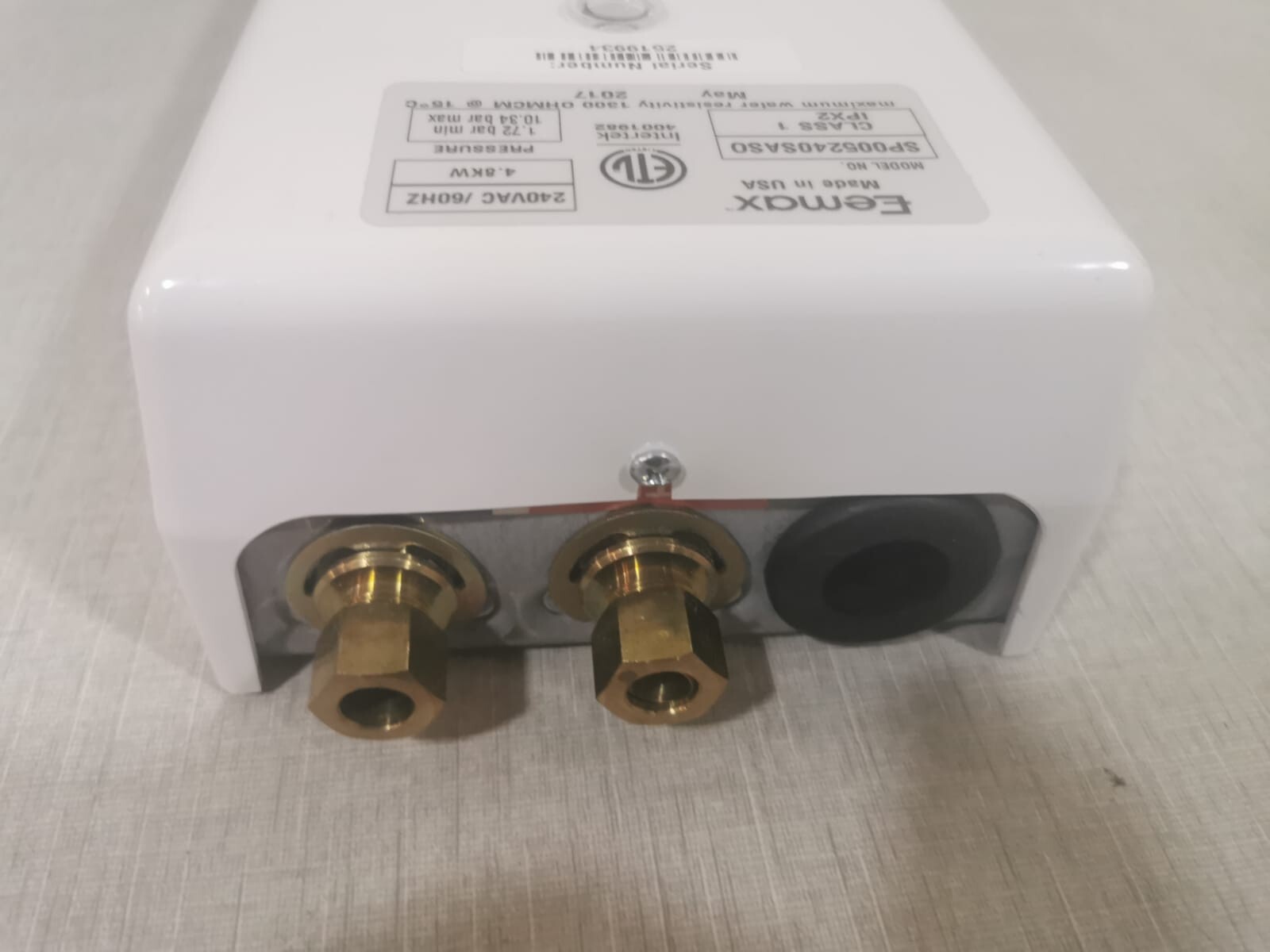 Eemax SP005240SASO Eemax SP005240SASO 240VAC/60HZ ELECTRIC TANKLESS WATER HEATER 5