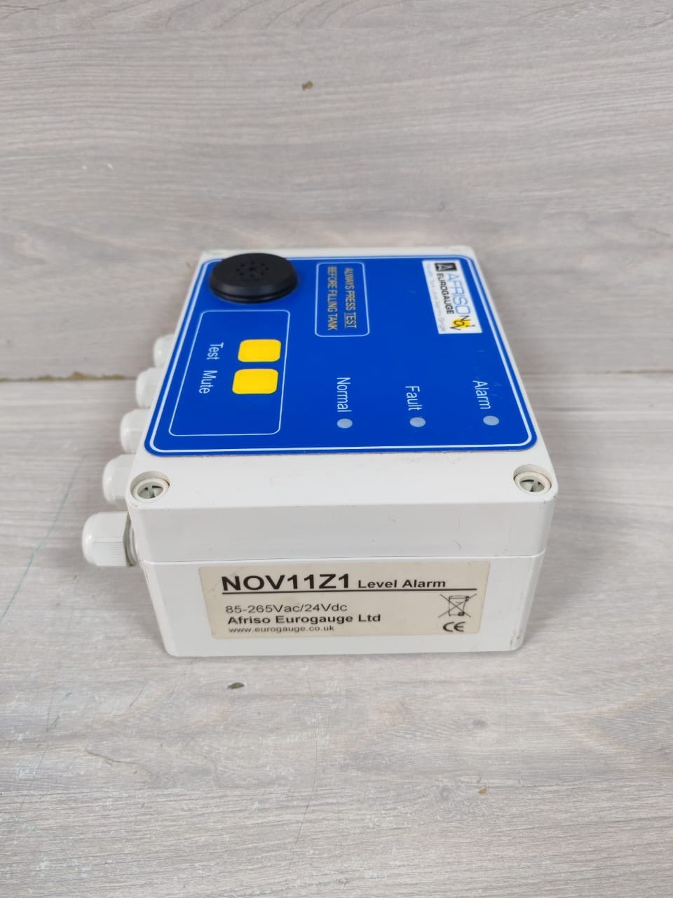 Novaflo NOV11Z1 AFRISON EUROGAUGE NOVAFLO NOV11Z1 TANK LEVEL ALARM 85-265VAC 8
