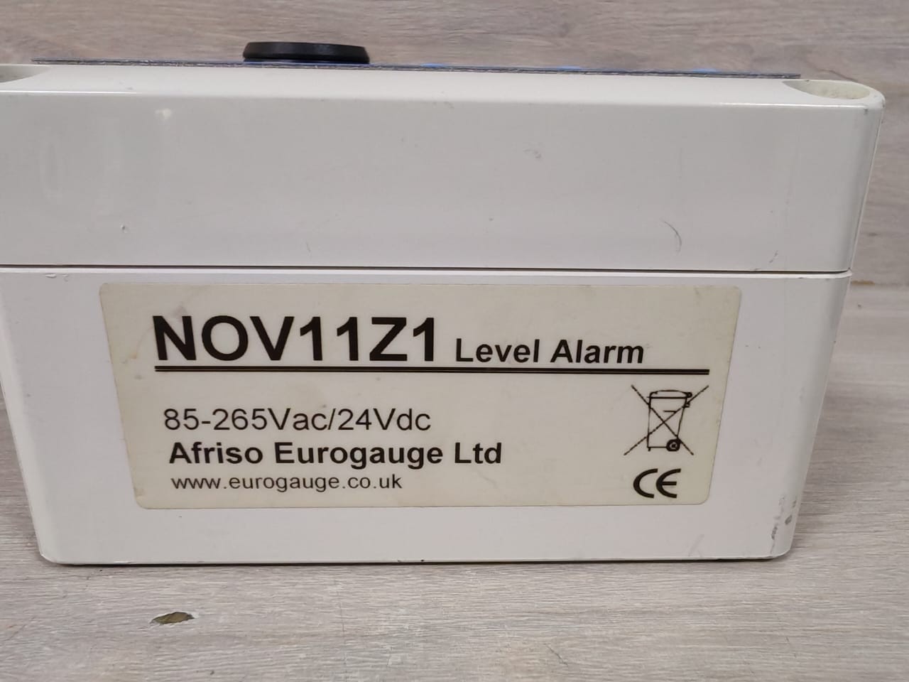 Novaflo NOV11Z1 AFRISON EUROGAUGE NOVAFLO NOV11Z1 TANK LEVEL ALARM 85-265VAC 9