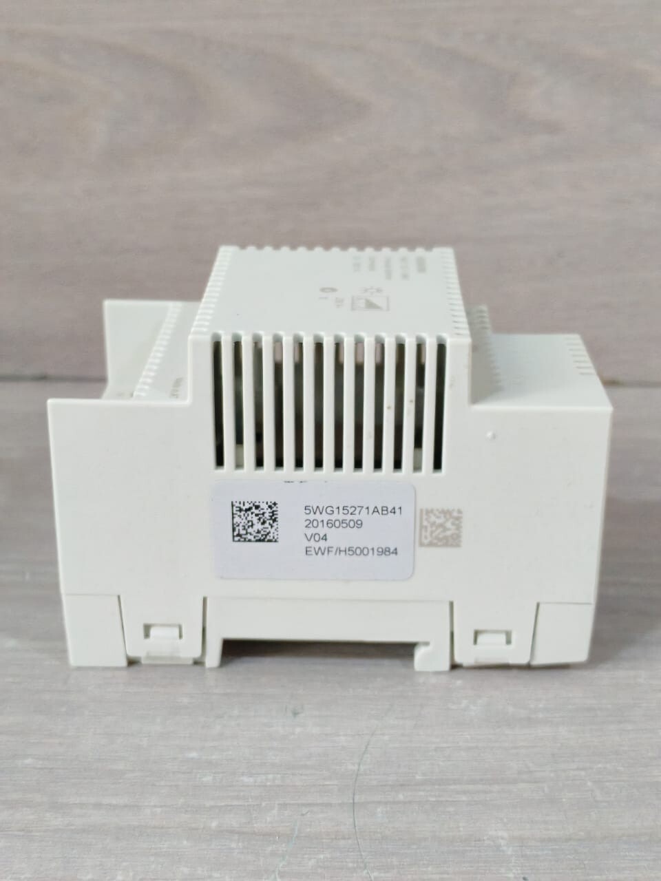 Siemens 5WG1 527-1AB41 Siemens 5WG1 527-1AB41 Universal Dimmer Sub Module 20-500 V 9