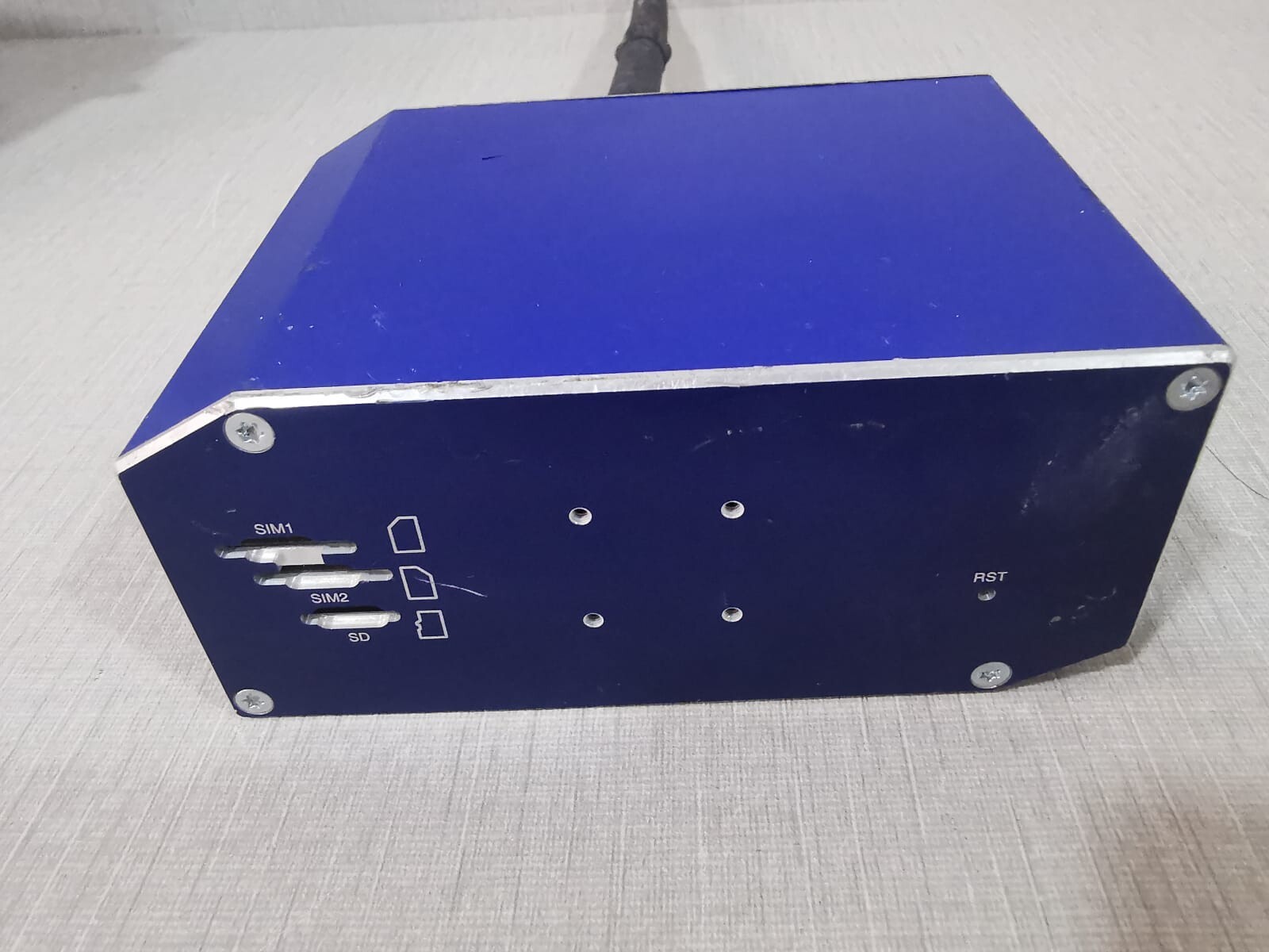 SmartFlex 10-60 VDC 1.5 AMAX (LPS) SmartFlex BB-SR3030812-SWH Industrial Cellular Router 10-60 VDC 1.5 AMAX (LPS) 6