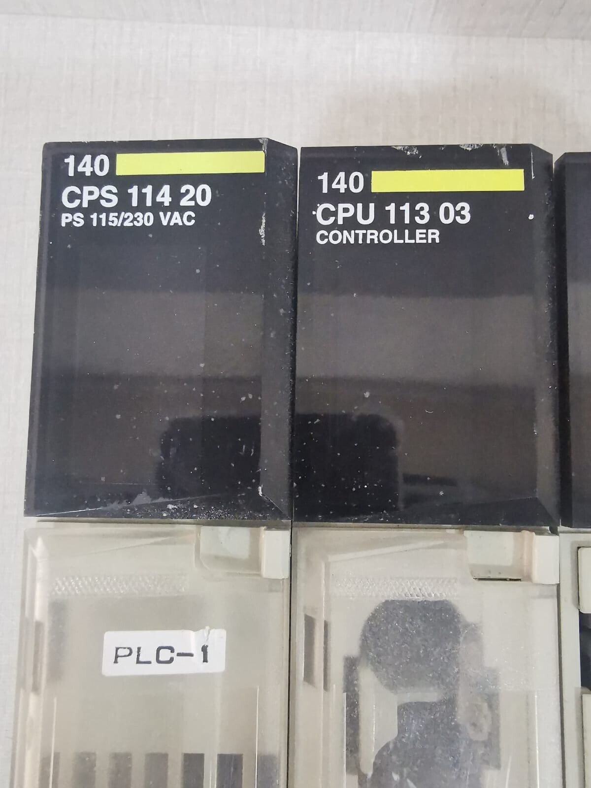 Schneider Electric 140 CPS 114 20/140 CPU 113 03/ 140 CHS 110 00/ 140 NOE 771 00/140 Schneider 140CPS114 20/140CPU11303/ 140CHS11000/ 140NOE77100/140CRP93100 4