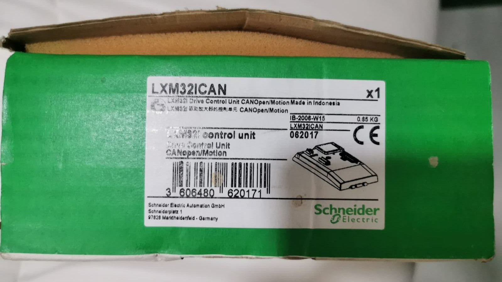 Schneider Electric LXM32ICAN Schneider Electric LXM32ICAN Drive Control Unit 2