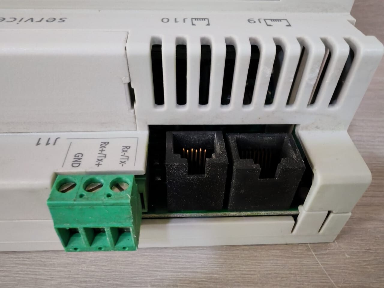 Carel PCO3000BS0 CAREL PCO3000BS0 CONTROLLER 3