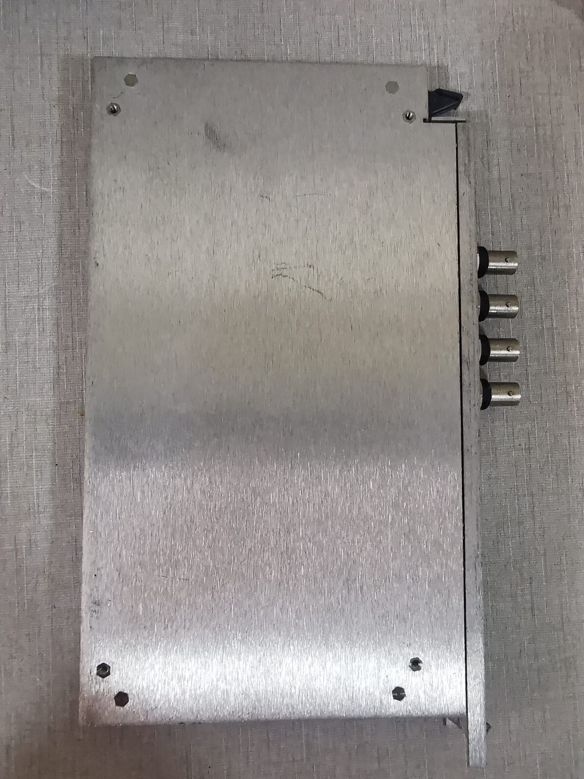 Bently Nevada 132417-01 Bently Nevada 132417-01 4 Channel Monitor Solar Turbines 190662-26 6