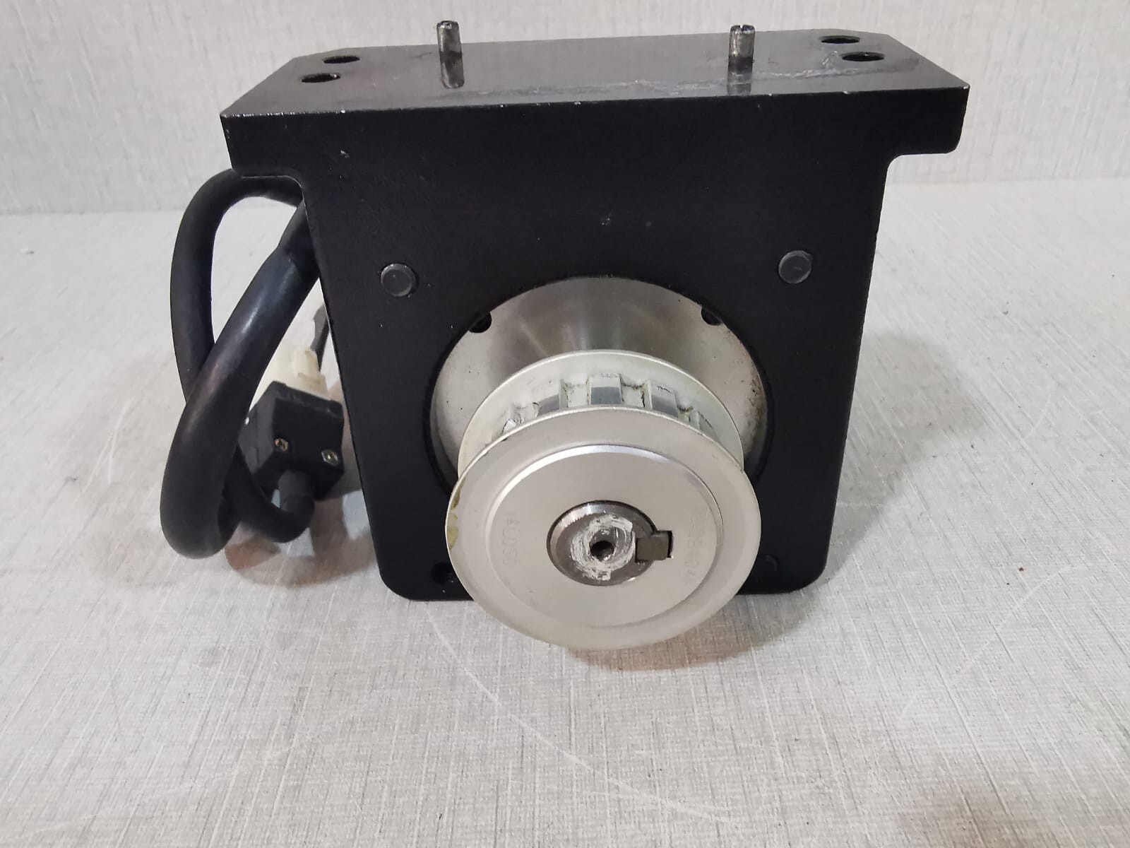 Higen LMACN06-PB00IN HIGEN LMACN06-PB00IN AC SERVO MOTOR 4