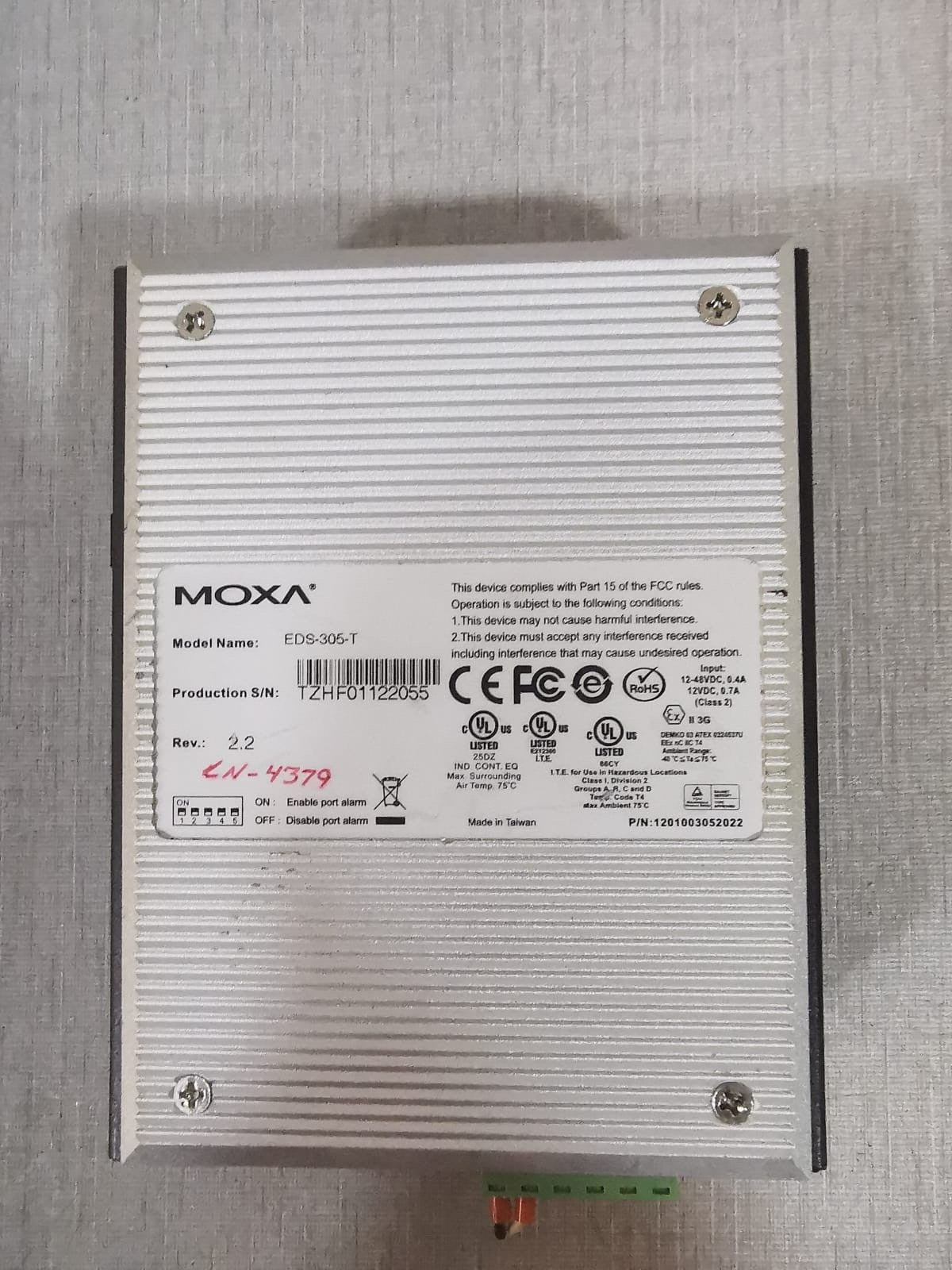 Moxa EDS-305-T MOXA EDS-305-T EtherDevice Switch 3
