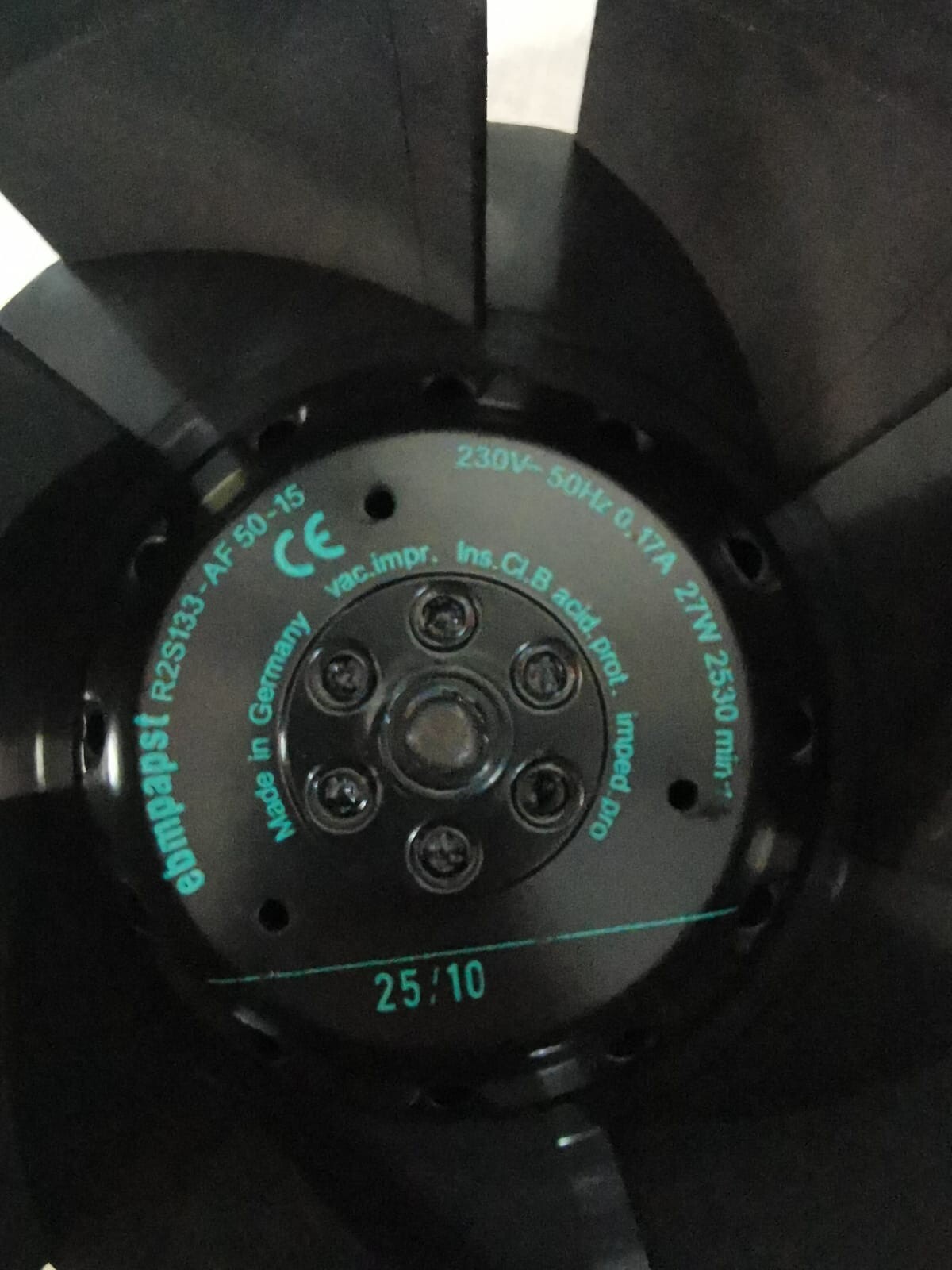 Ebmpapst R2S133-AF 50-15 Ebmpapst R2S133-AF 50-15 230V-50HZ 0,17A 27W 2530 MIN 1 Series Centrifugal Fan 3