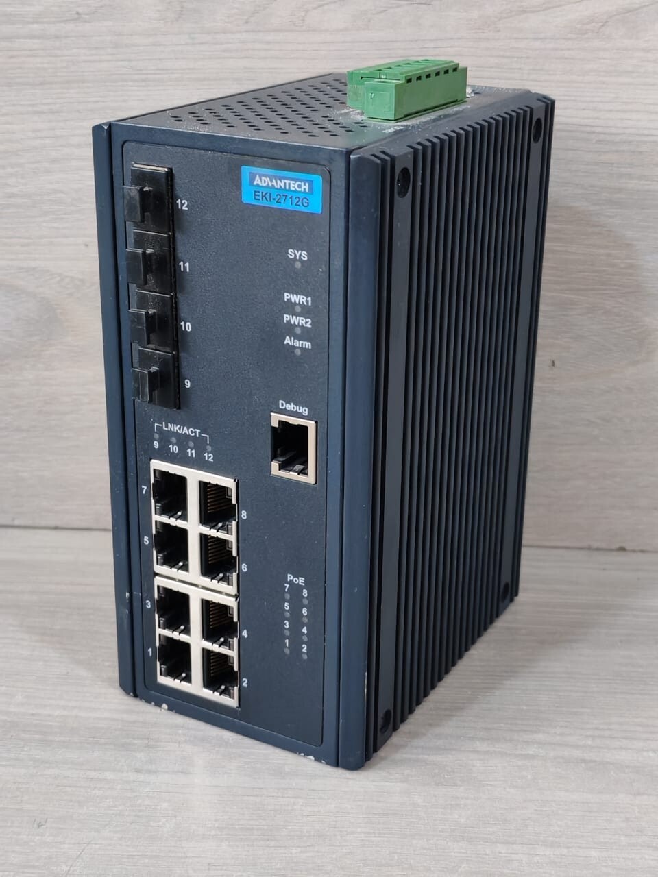 Advantech EKI-2712G EKI-2712G -4FPI-AE INDUSTRIAL ETHERNET SWITCH