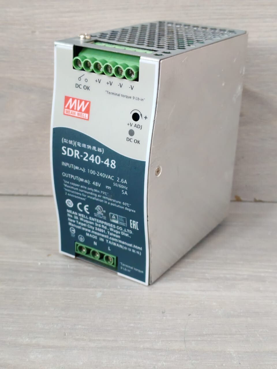 MEAN WELL SDR-240-48 MW MEAN WELL SDR-240-48 POWER SUPPLY 100-240VAC 2.6A 4
