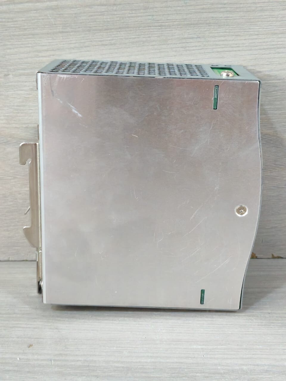 MEAN WELL SDR-240-48 MW MEAN WELL SDR-240-48 POWER SUPPLY 100-240VAC 2.6A 7