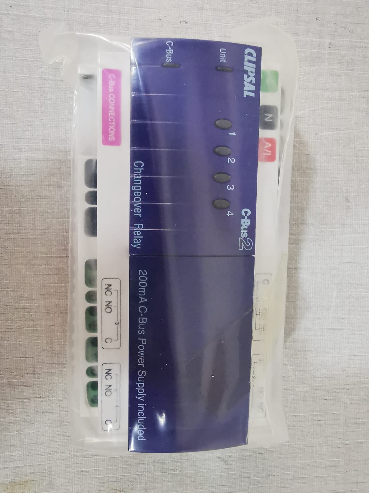 Clipsal L5504RVFC CLIPSAL L5504RVFC 4 Channel Voltage Free Relay 3