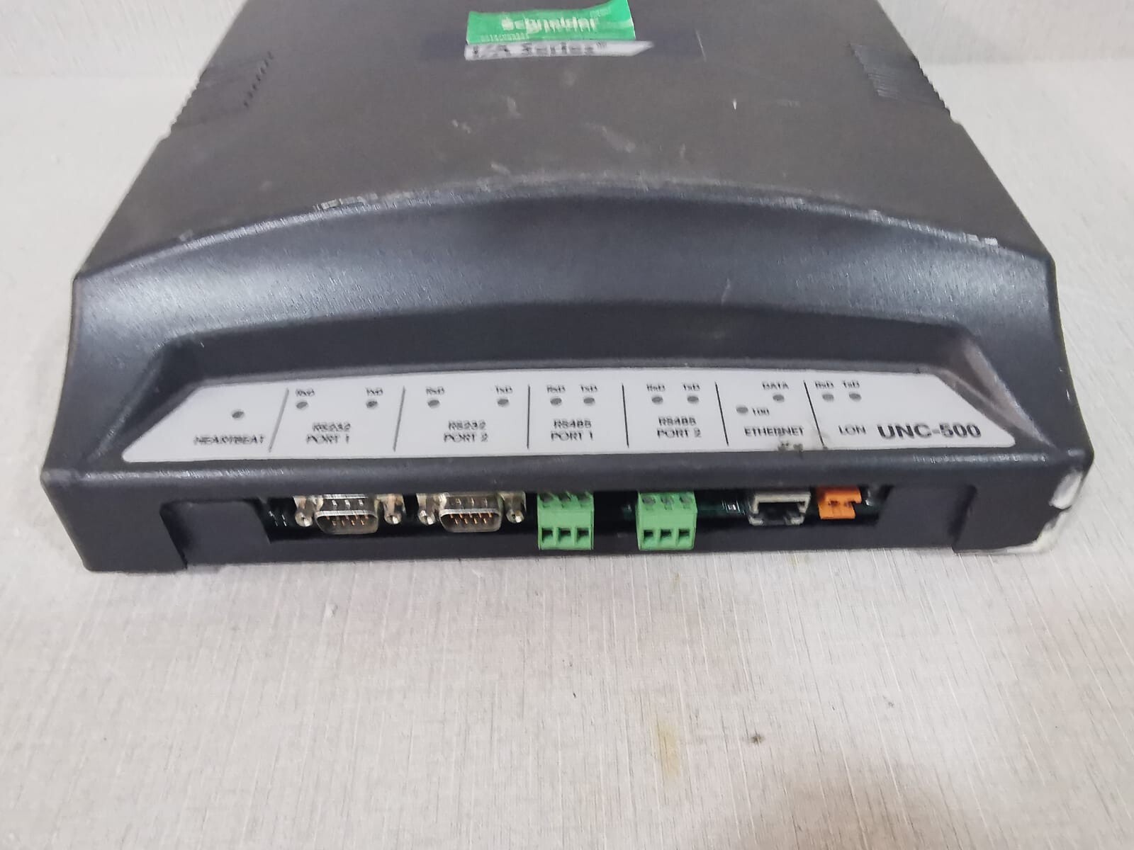 Schneider Electric UNC-510-2 Schneider Electric UNC-500 Universal Network Controller Invensys UNC-510-2 4