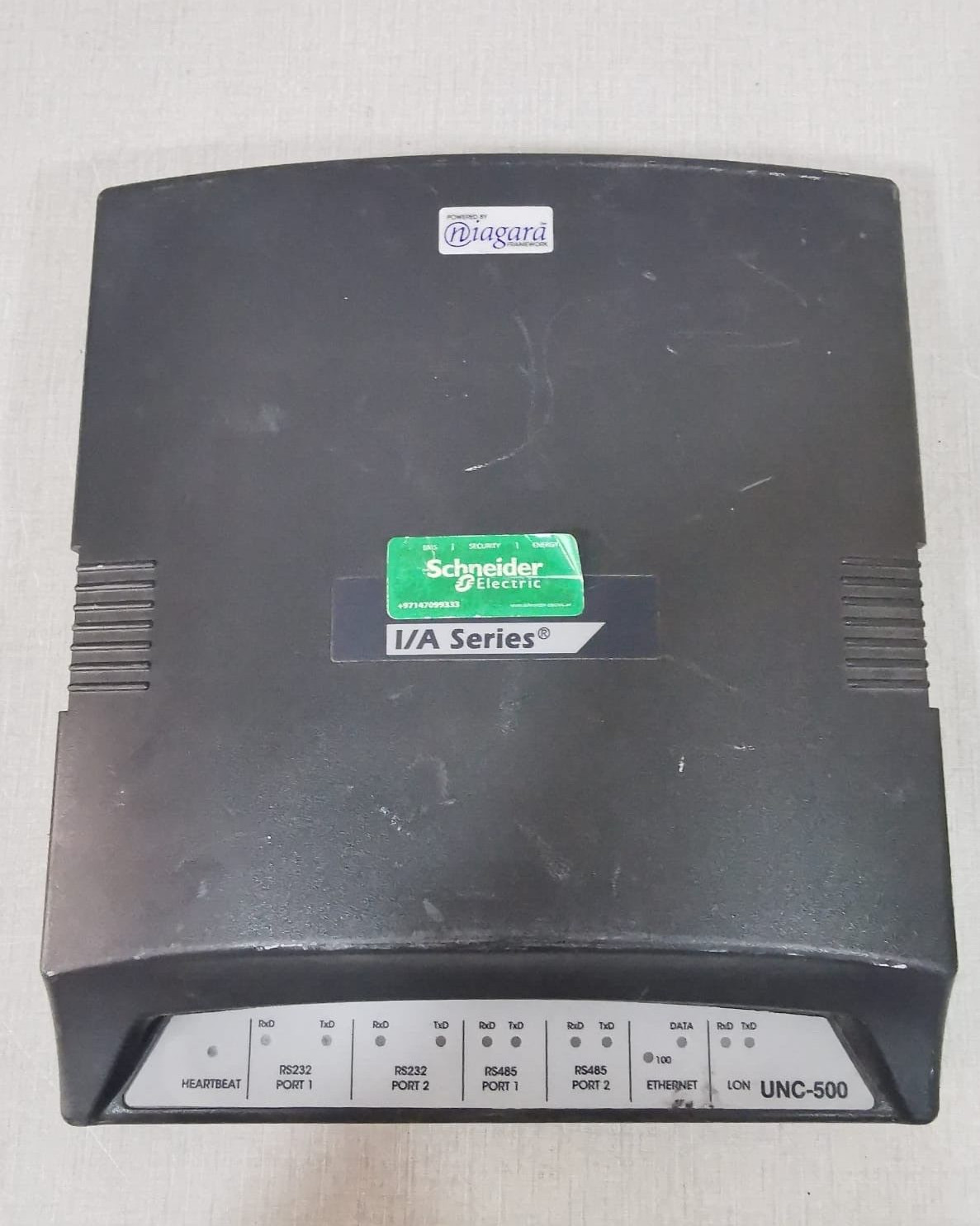 Schneider Electric UNC-500 Universal Network Controller Invensys UNC-510-2