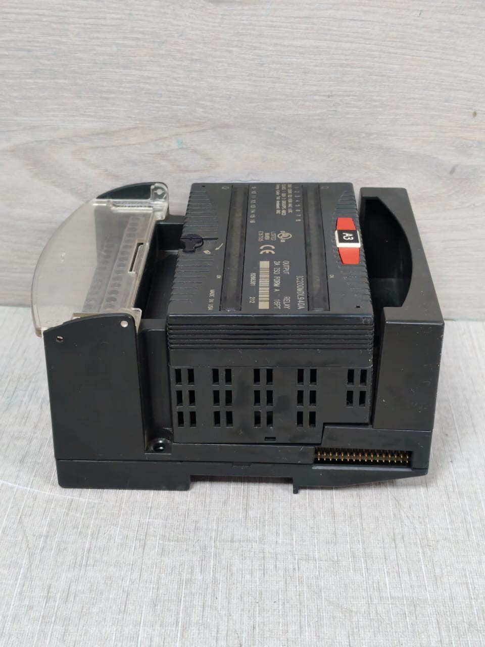 GE IC200MDL940A GE FANUC IC200MDL940A Relay Output Module 5