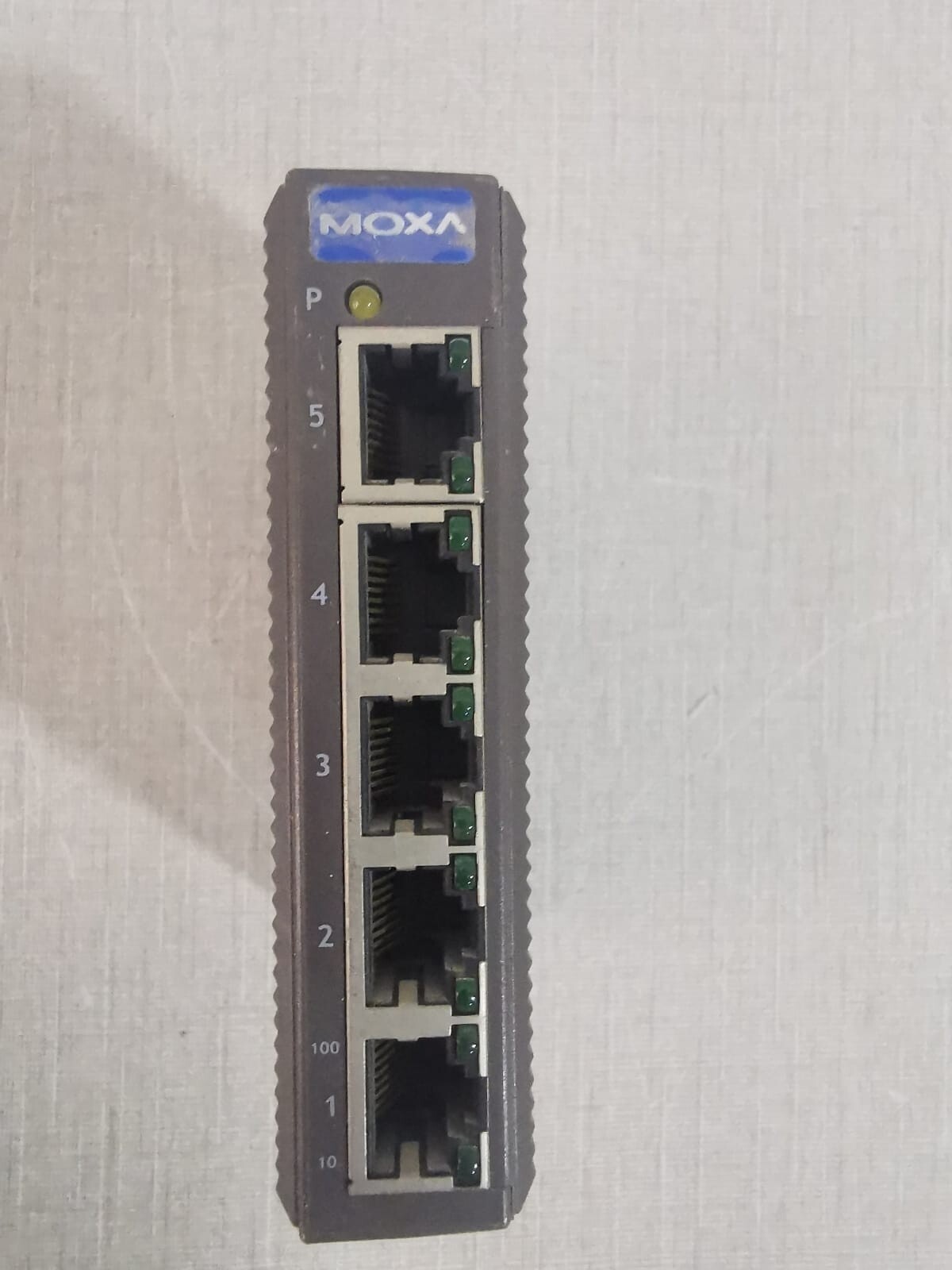 MOXA EDS-205 Ethernet Switch