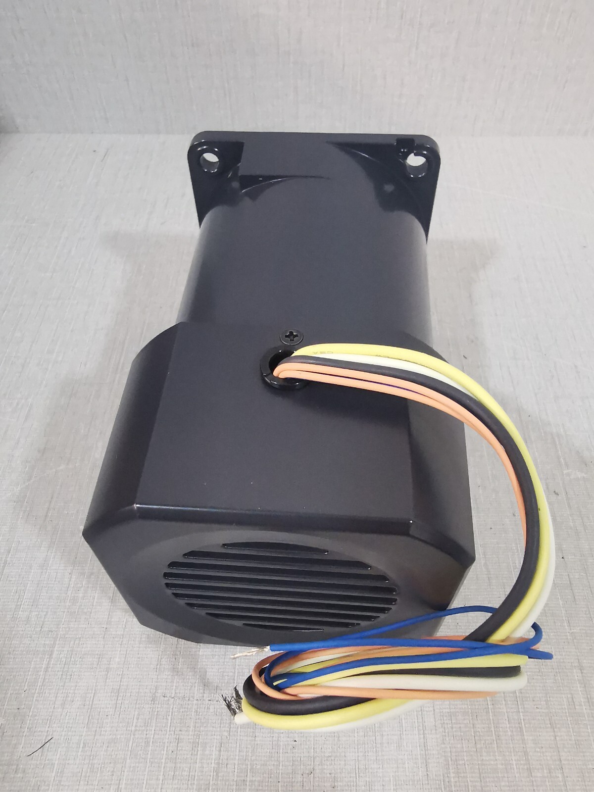 Oriental Motor 5IK60RGU-CFP ORIENTAL MOTOR 5IK60RGU-CFP SPEED CONTROL MOTOR 3