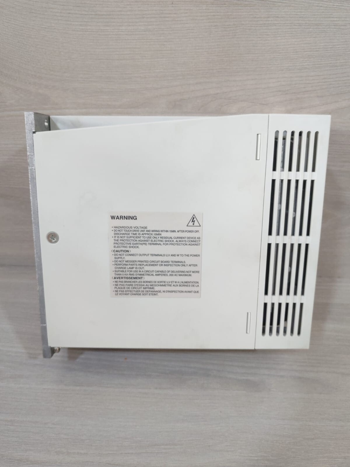 Mitsubishi MR-J2S-70A MITSUBISHI MR-J2S-70A AC SERVO DRIVER 750W WITH FHILTY BOX 4