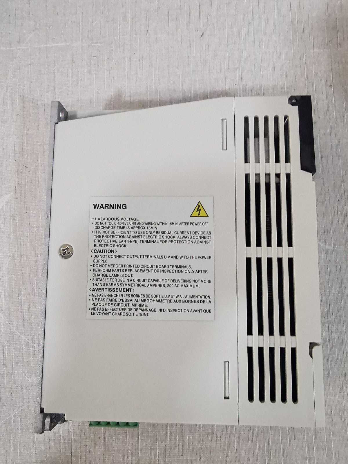 Mitsubishi MR-J2S-20B MITSUBISHI MR-J2S-20B Servo Driver 200W 230V 50-60Hz 9