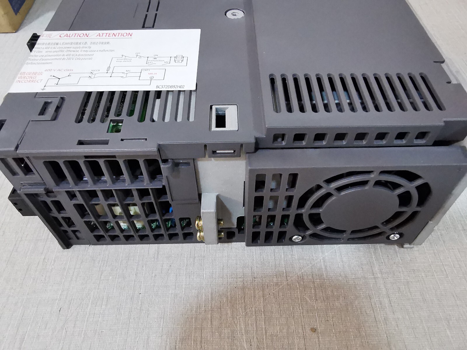 Mitsubishi MR-J4-200B MITSUBISHI MR-J4-200B AC SERVO DRIVE AMPLIFIER 240V 50-60HZ 5