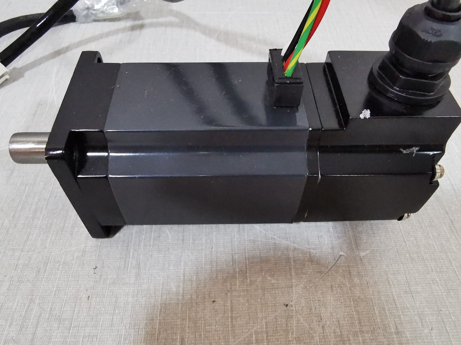 Mitsubishi HC-KFS43-S51 MITSUBISHI HC-KFS43-S51 AC SERVO MOTOR 129V 5