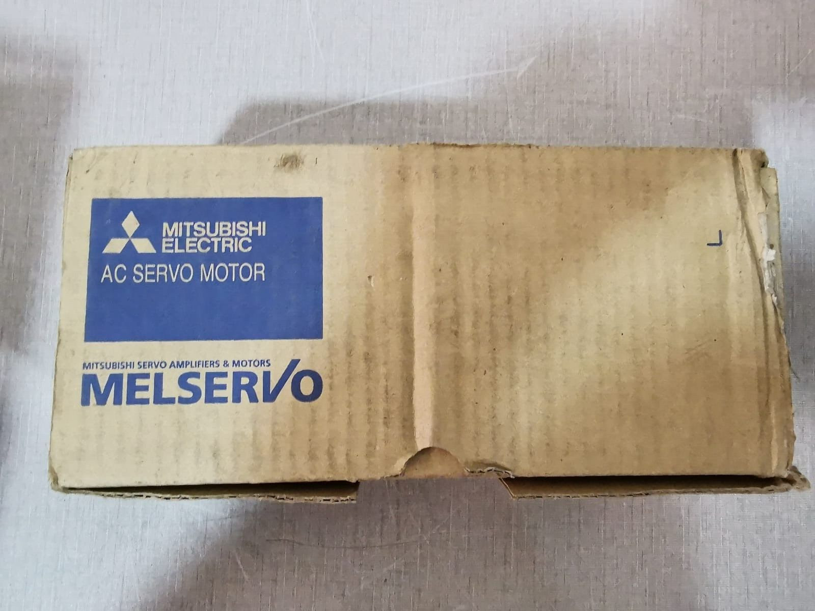 Mitsubishi HC-MFS23 MITSUBISHI HC-MFS23 AC SERVO MOTOR 120V 7
