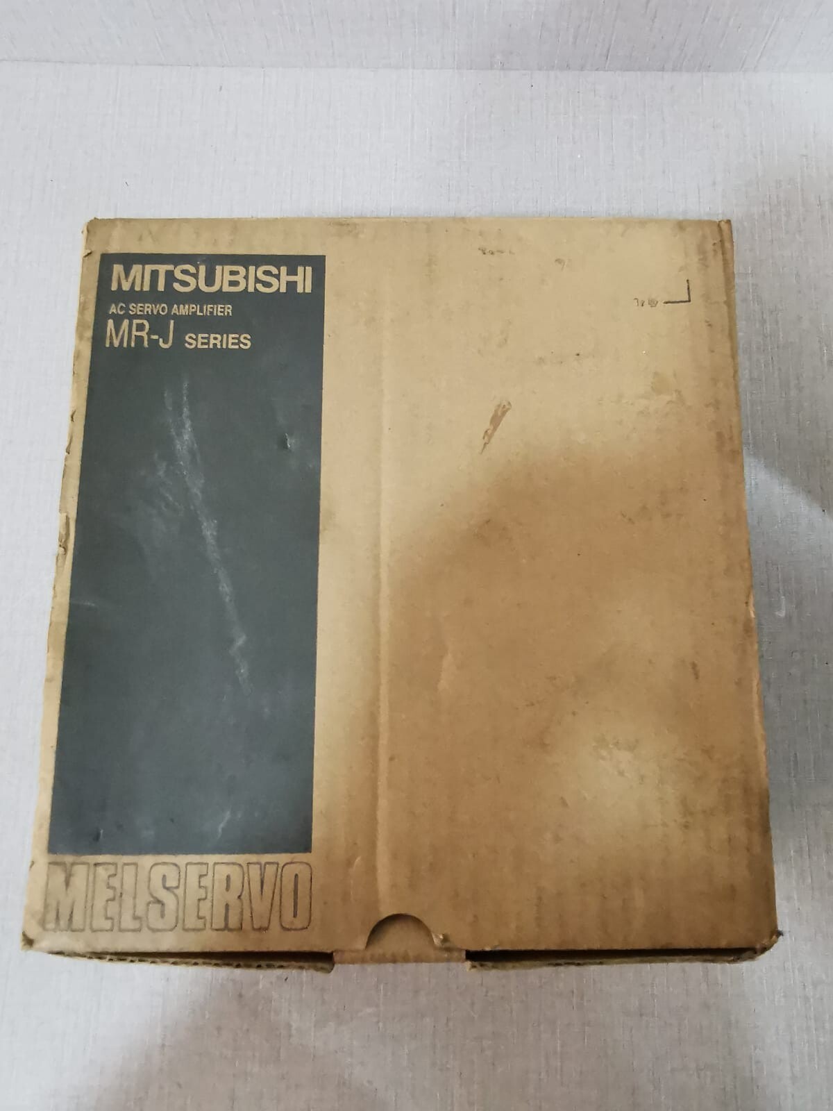 Mitsubishi MR-J2S-70B MITSUBISHI MR-J2S-70B AC SERVO MOTOR 750W 10