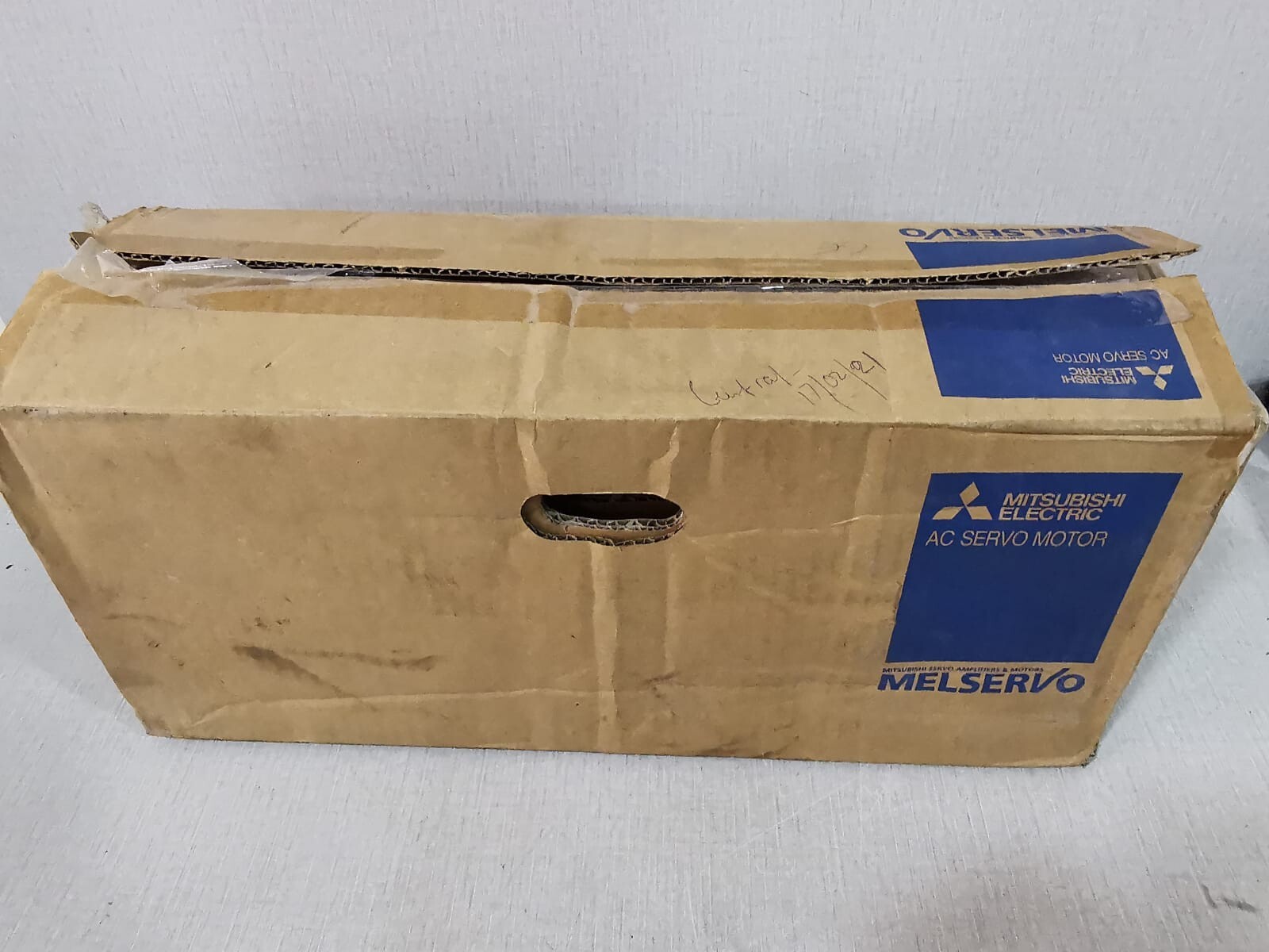 Mitsubishi HG-SN152BJ-S100 MITSUBISHI HG-SN152BJ-S100 AC SERVO MOTOR 9