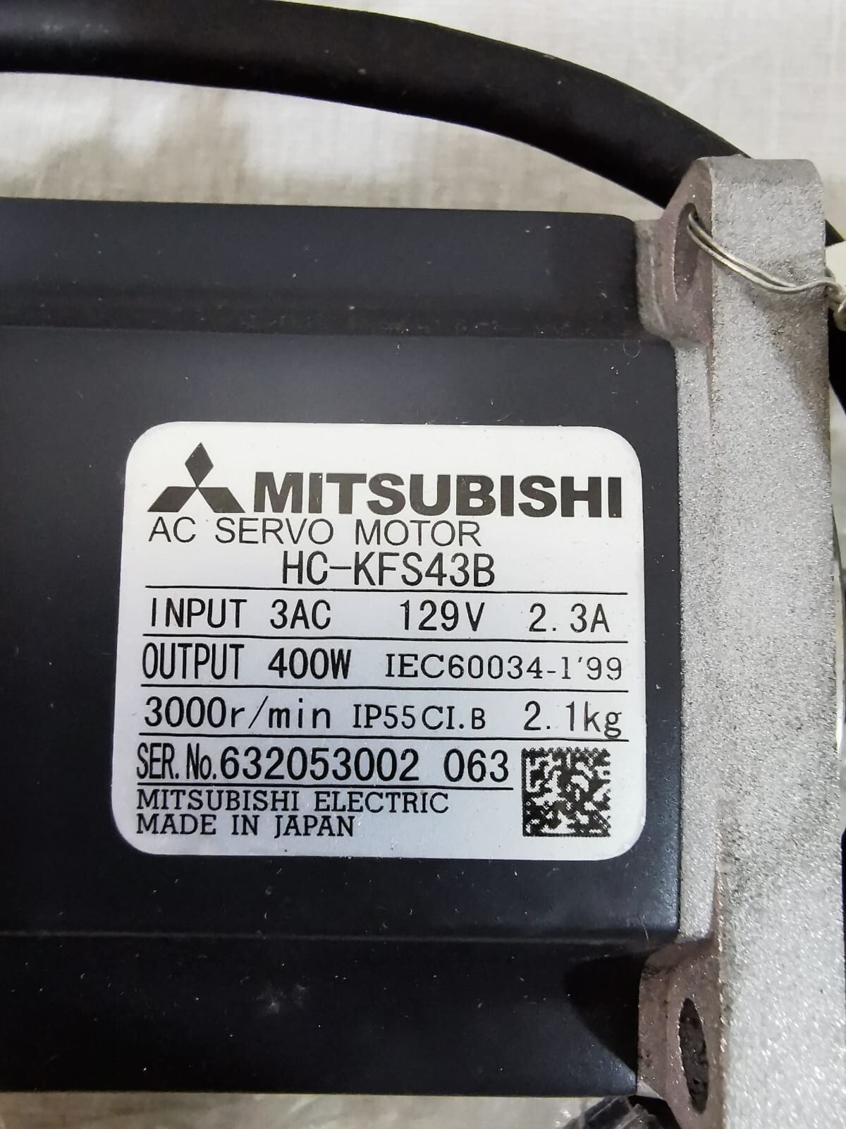 Mitsubishi Electric KFS43B MITSUBISHI HC-KFS43B AC SERVO MOTOR 129V 2