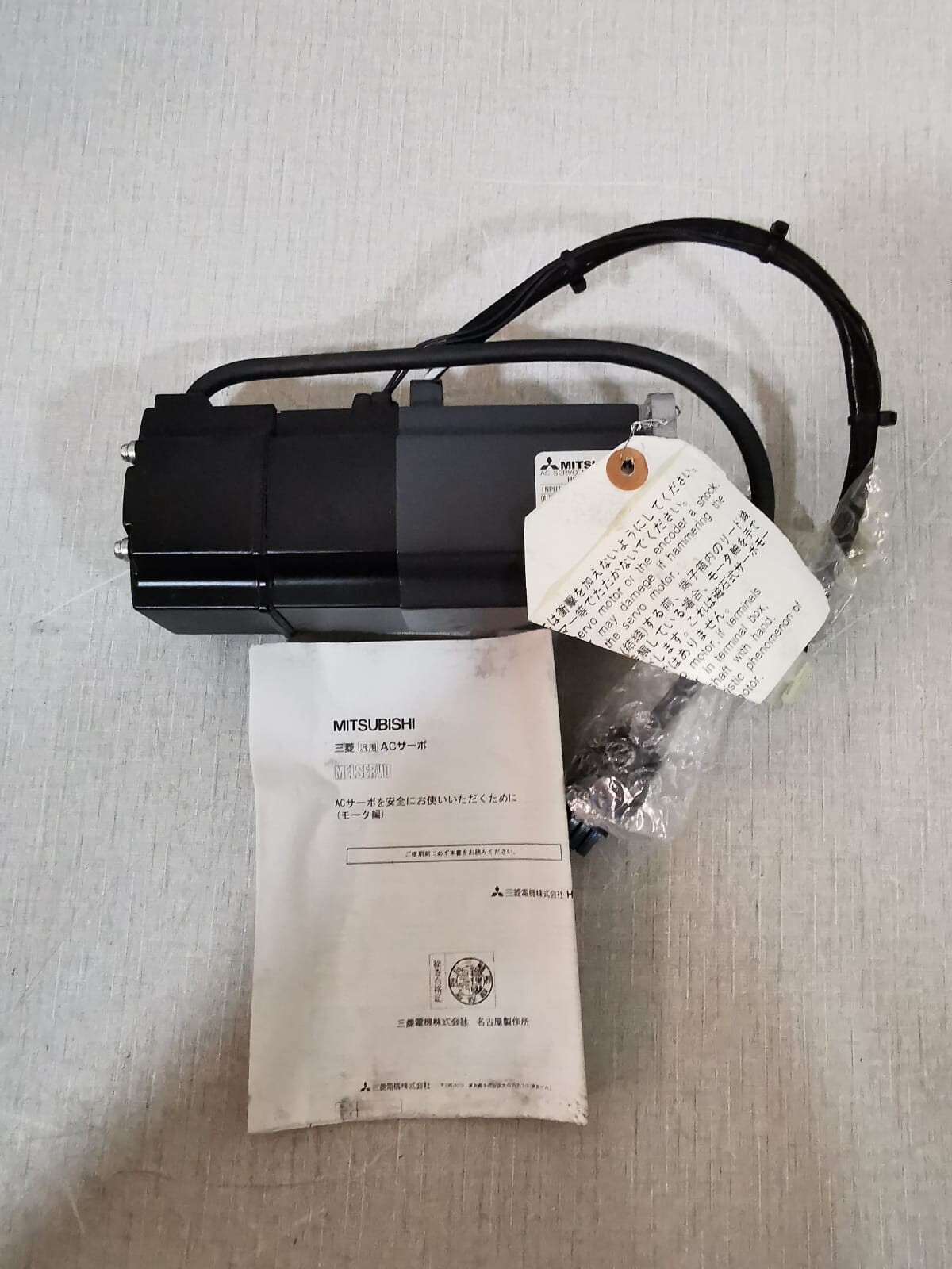 MITSUBISHI HC-KFS43B AC SERVO MOTOR 129V