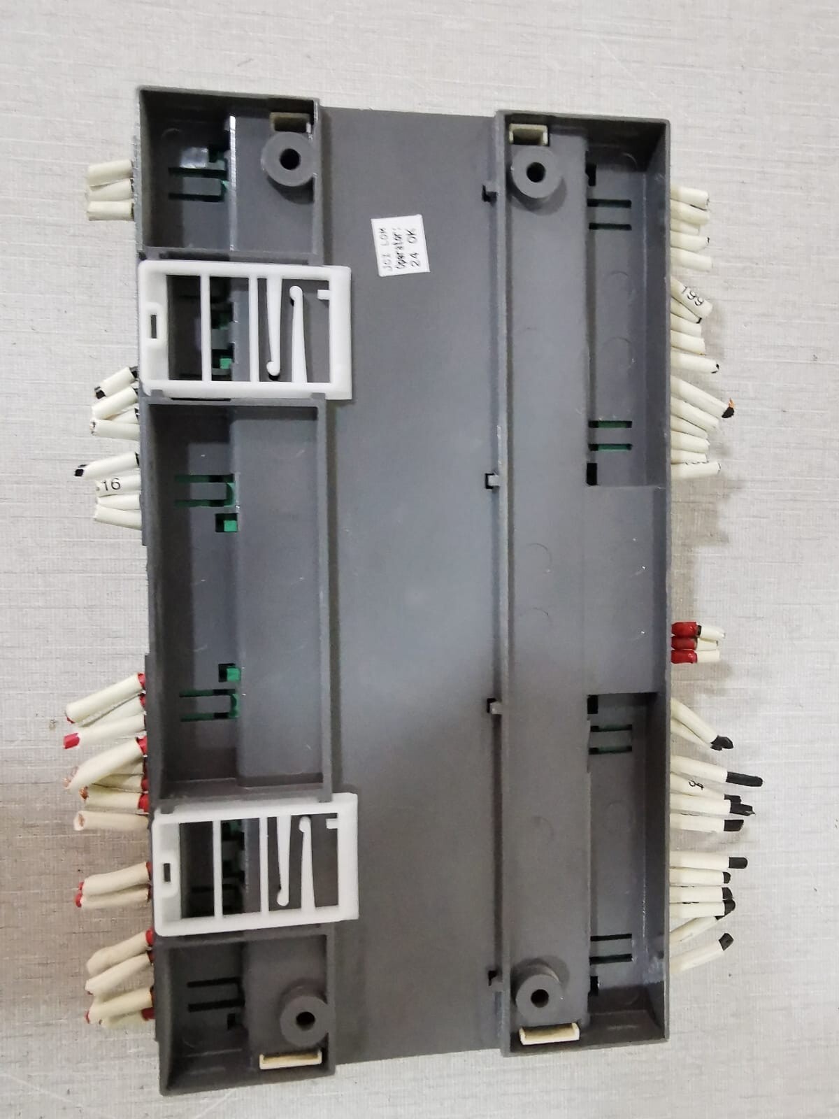 Johnson Controls LP-FX15D01-000C JOHNSON CONTROLS LP-FX15D01-000C Controller DAMAGED CASE 4