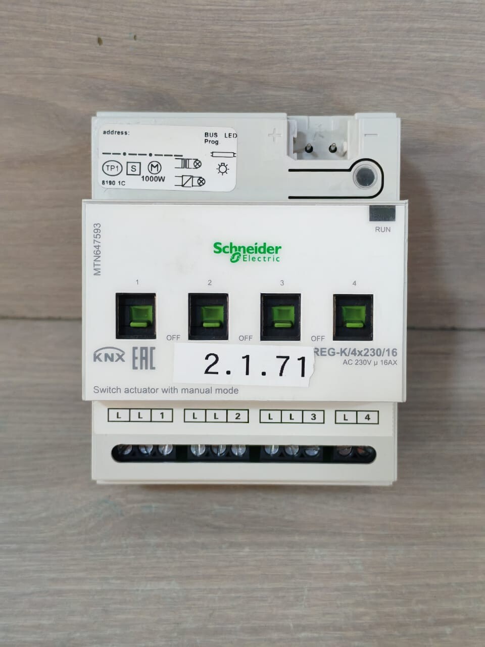 Schneider Electric MTN647593 REG-K/4X230/16 Switch Actuator 230V
