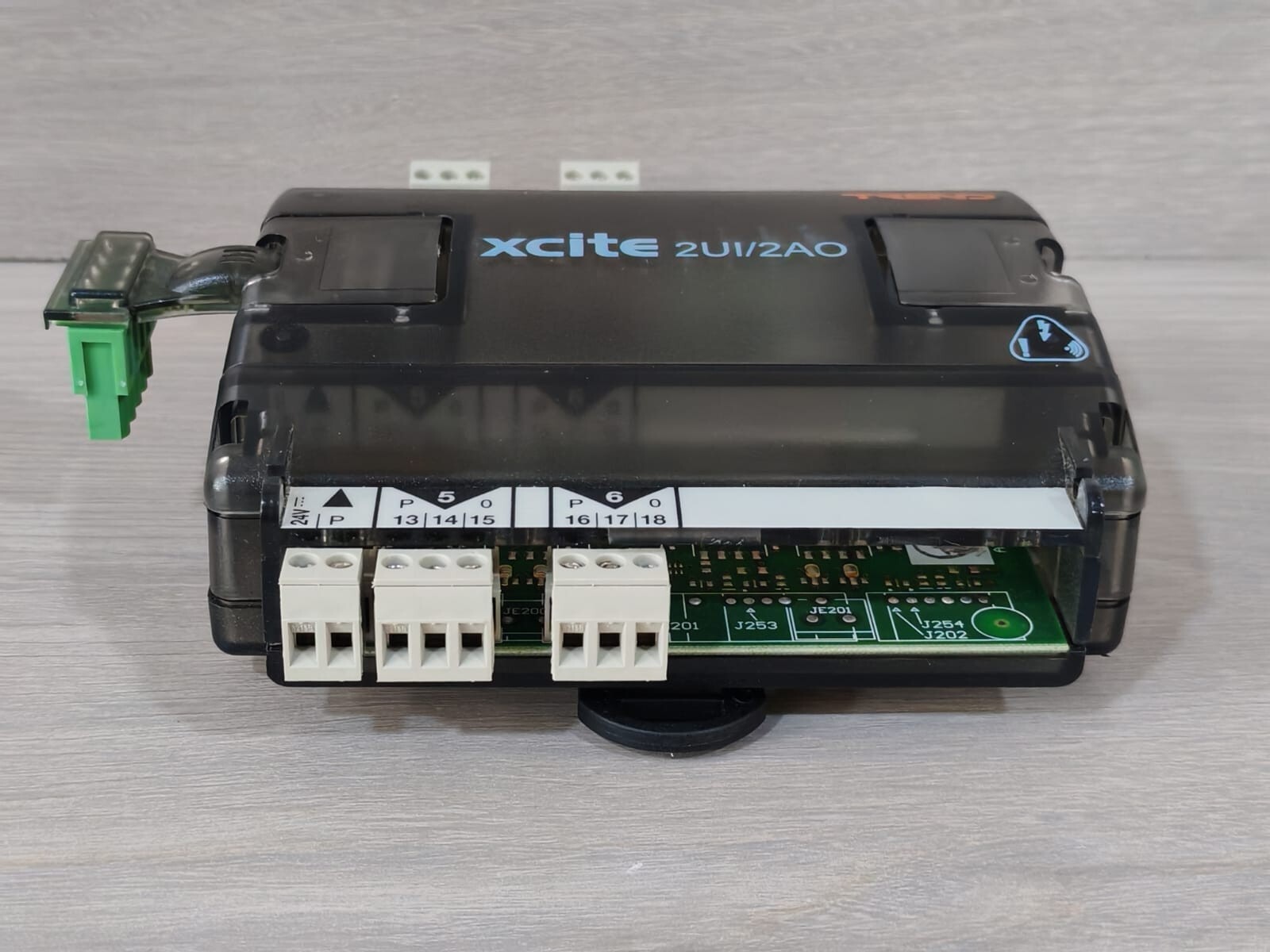 Trend ITEM3-2000U020200 TREND XCITE 2UI/2AO ITEM3-2000U020200 CONTROLLER 8