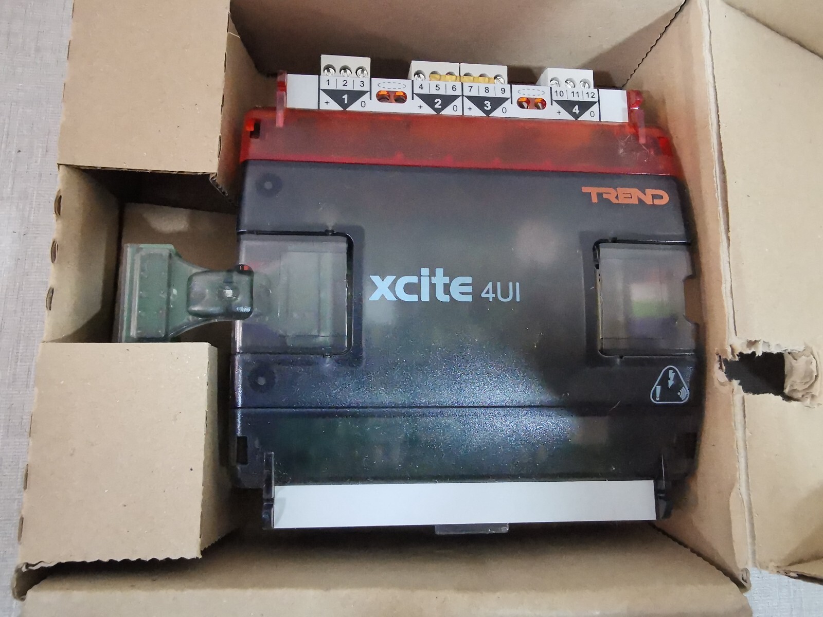 TREND XCITE 4UI Controller ITEM3-2000U040000